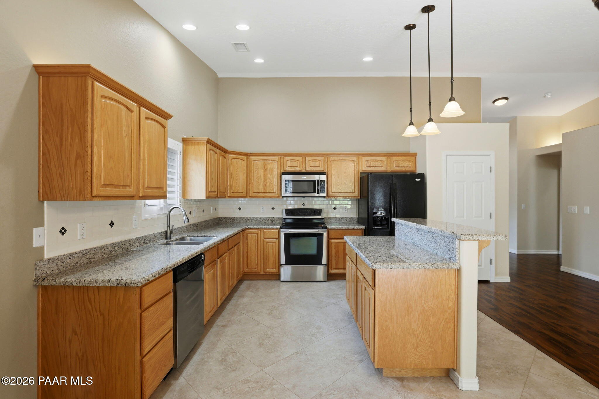 1546 Eagle Crest Drive