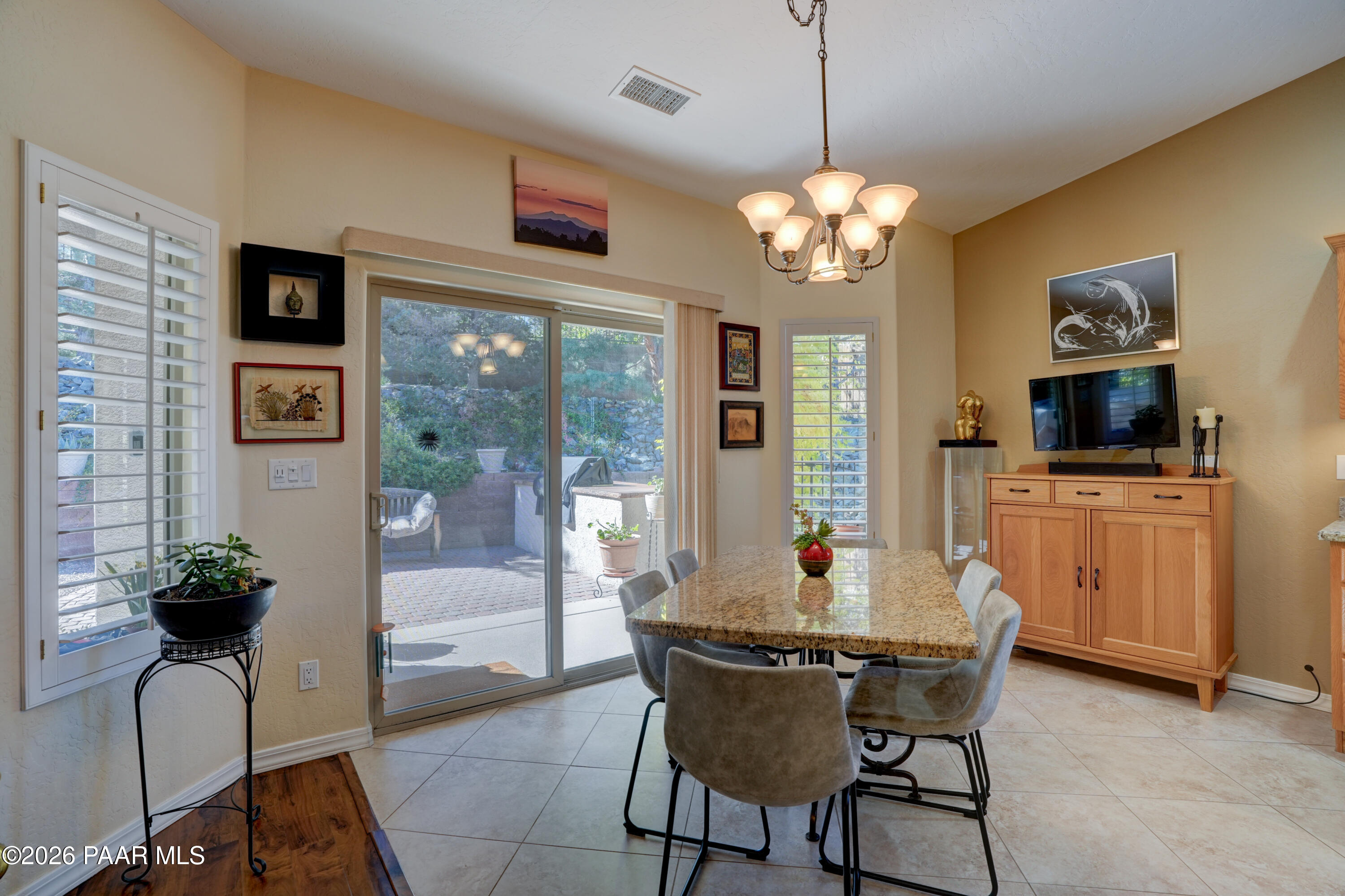 1546 Eagle Crest Drive