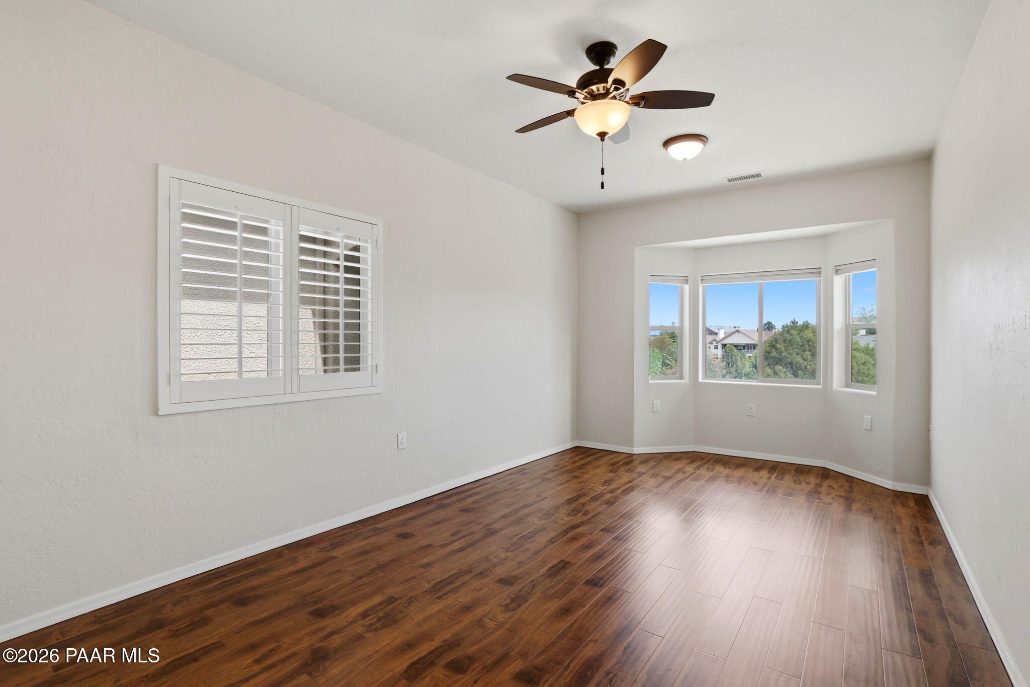 1546 Eagle Crest Drive