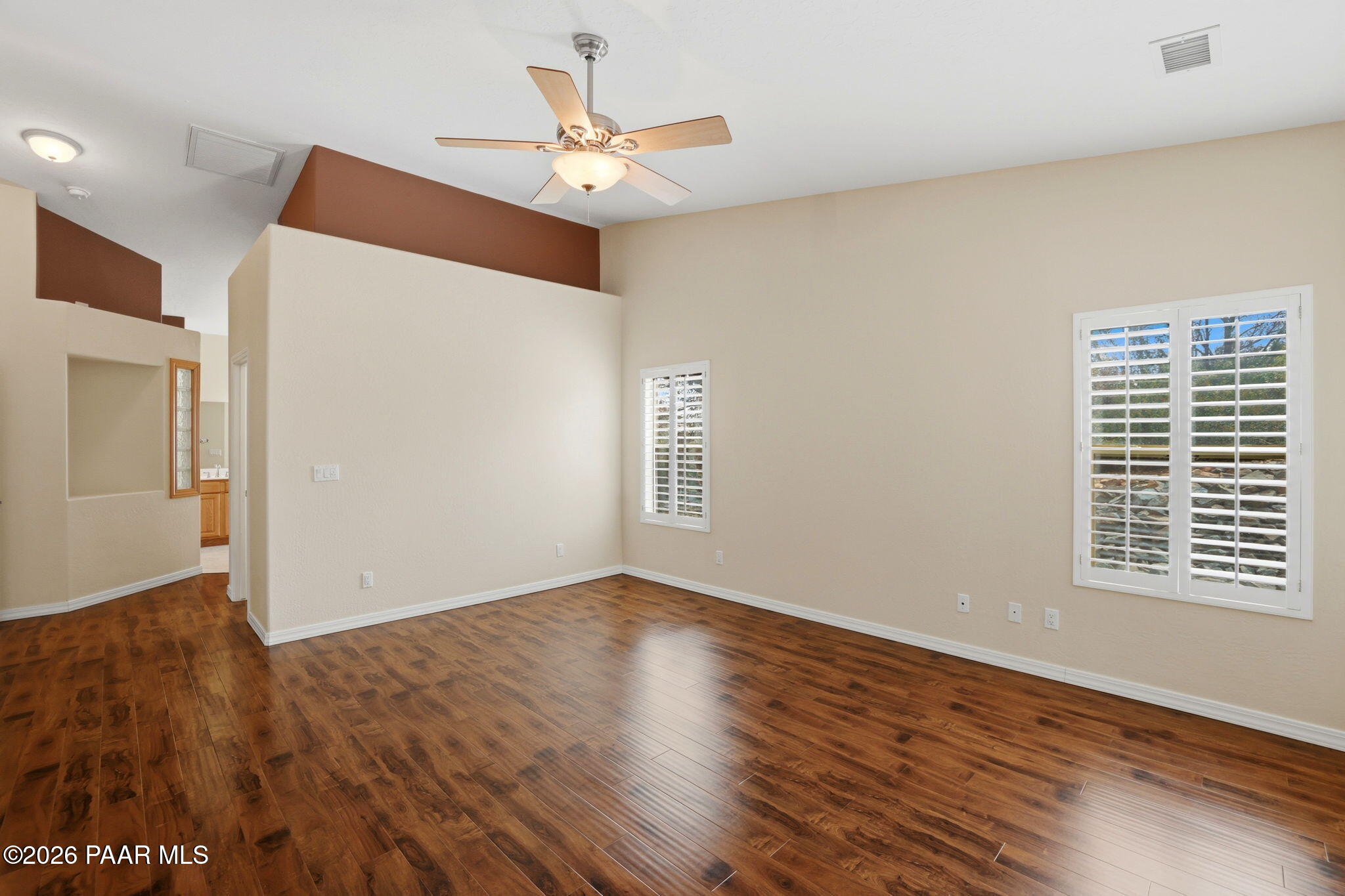 1546 Eagle Crest Drive