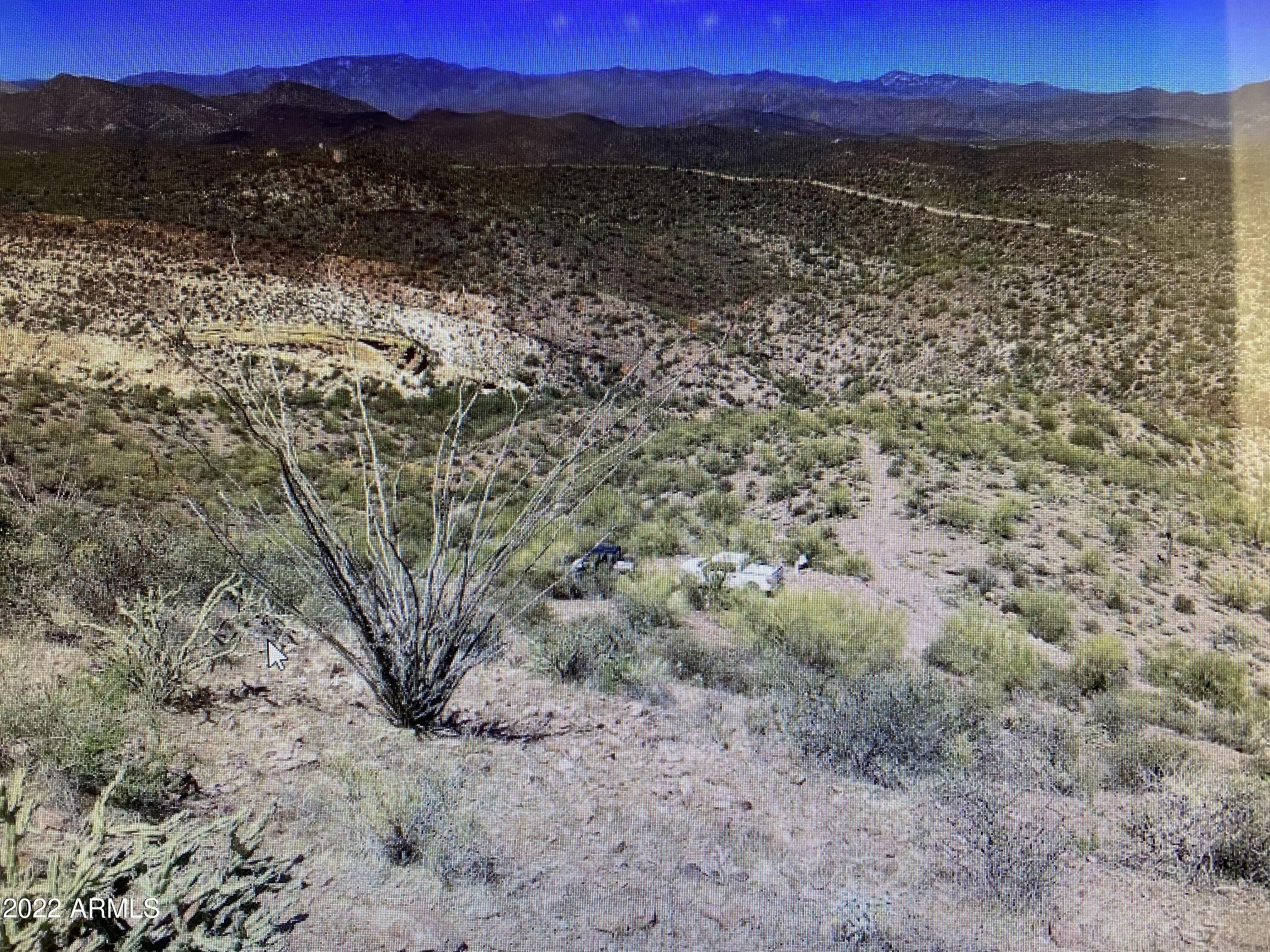 00xxx N Lake Pleasant Road, -