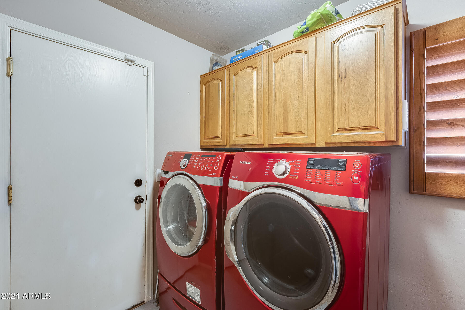 21957 W MORNING GLORY Street