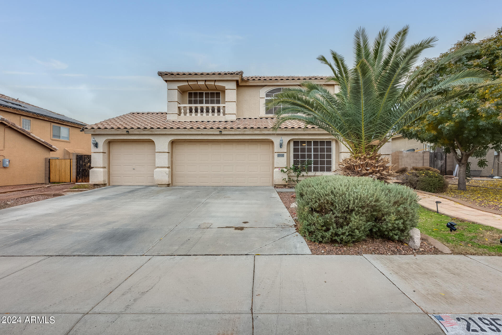 21957 W MORNING GLORY Street