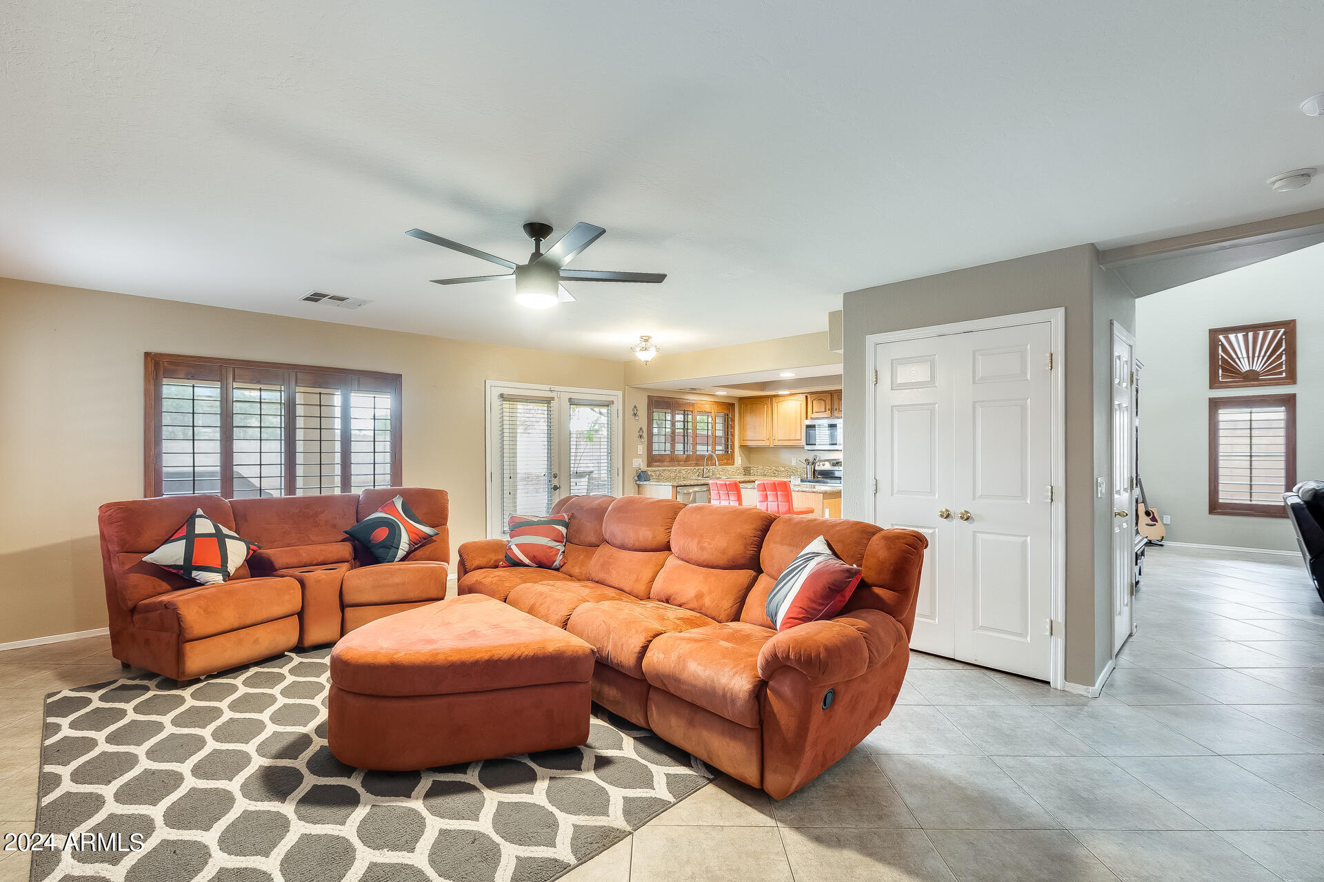 21957 W MORNING GLORY Street