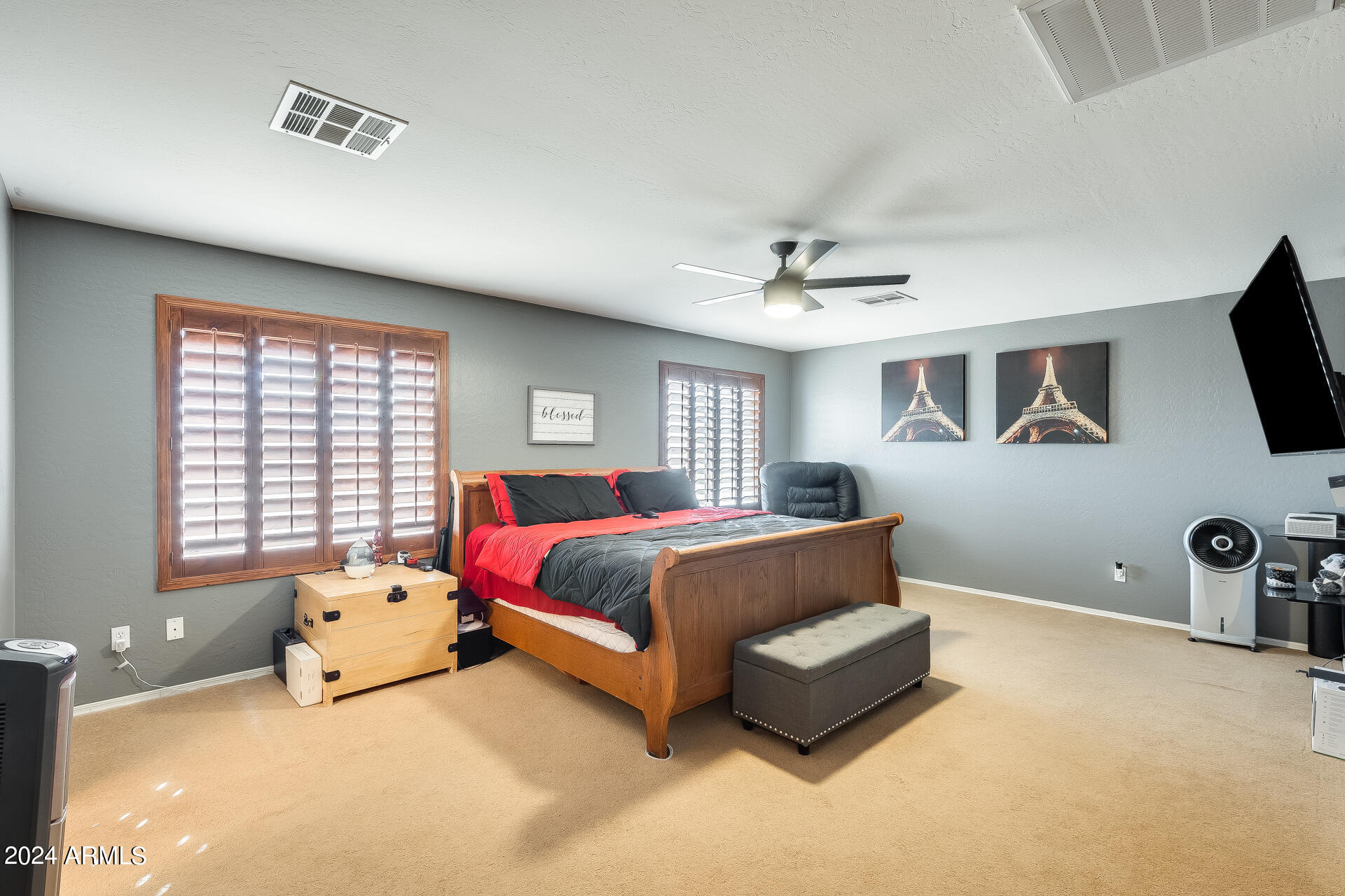 21957 W MORNING GLORY Street