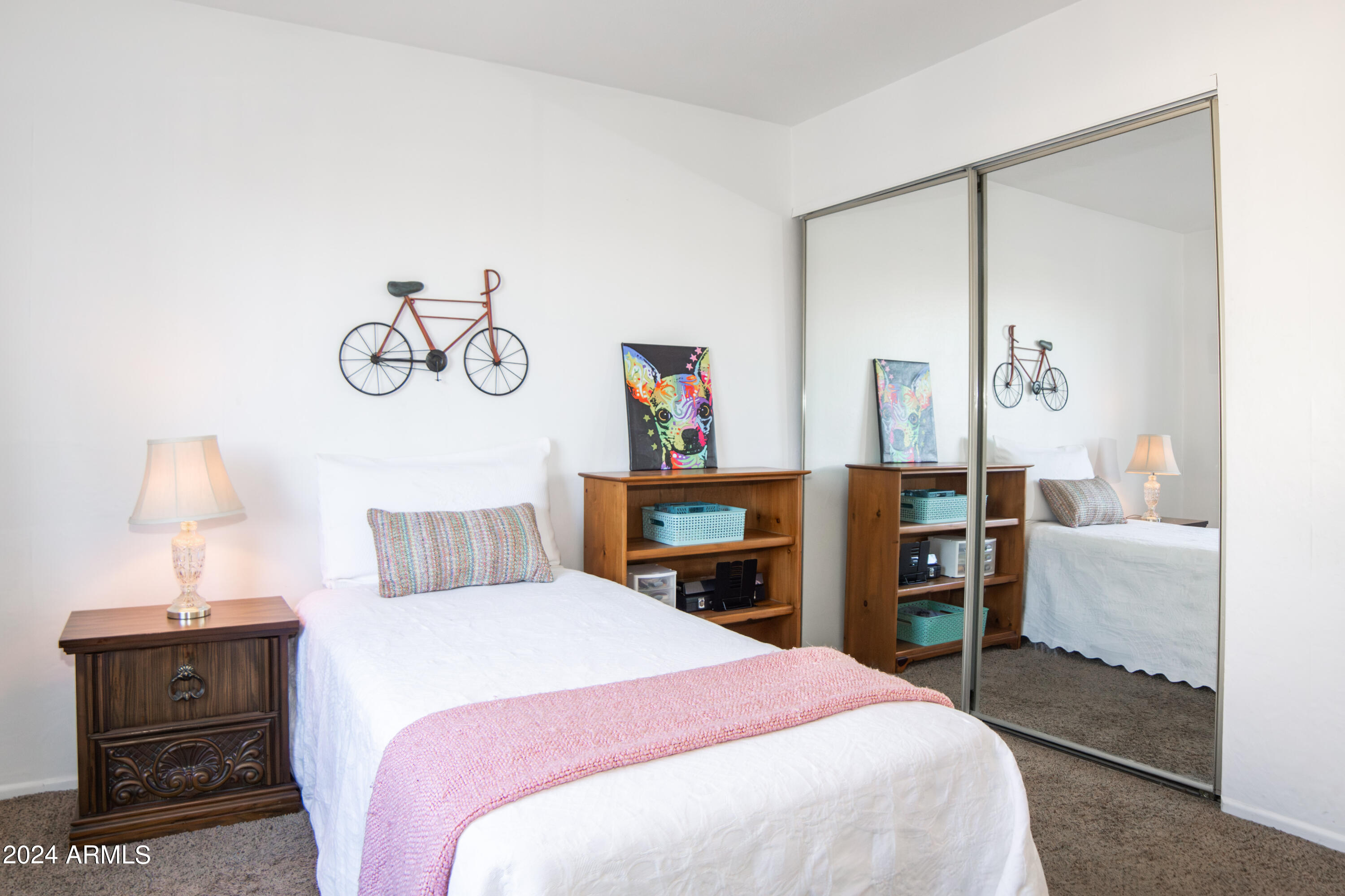 3301 E EARLL Drive, 128