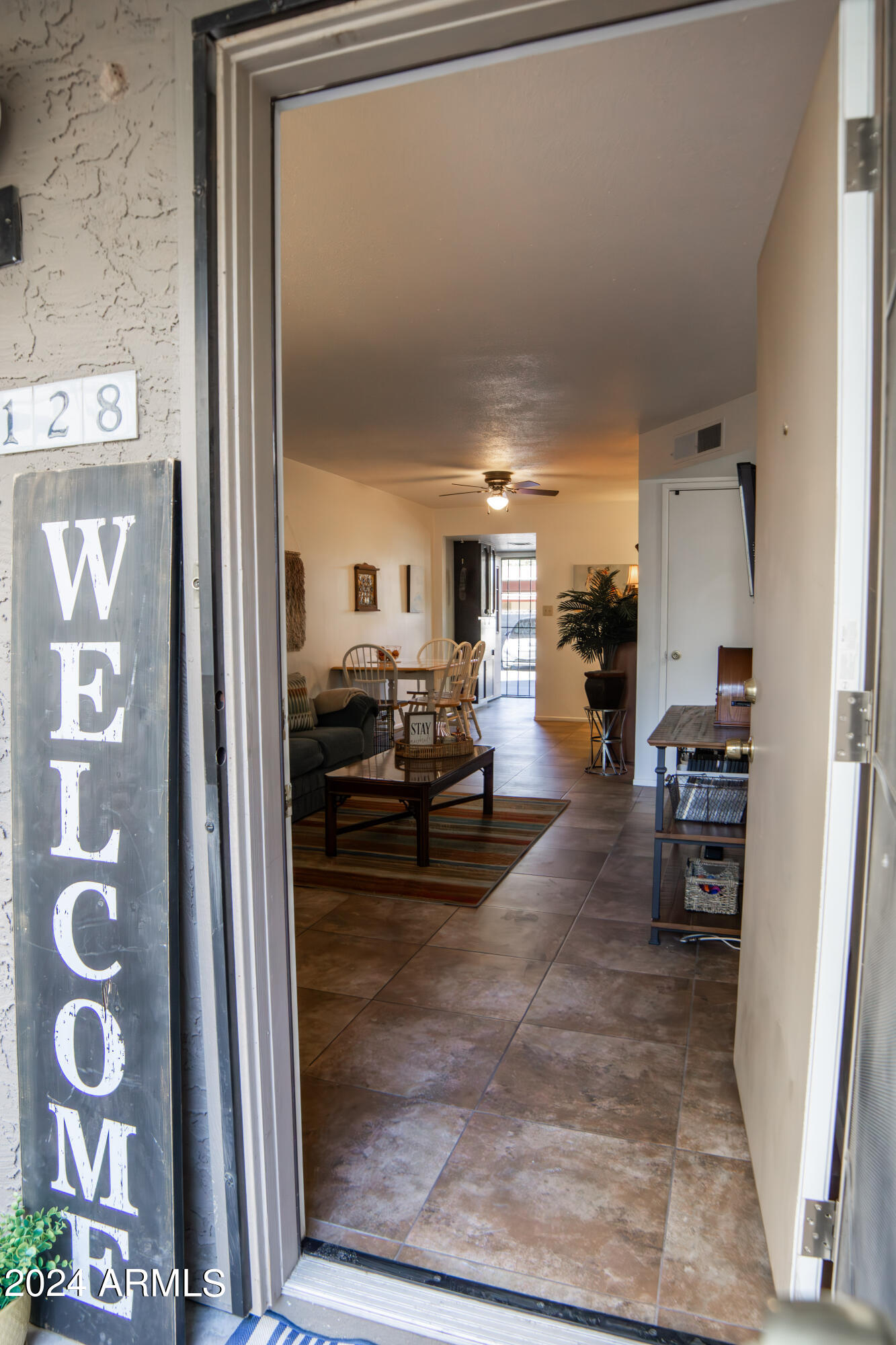 3301 E EARLL Drive, 128