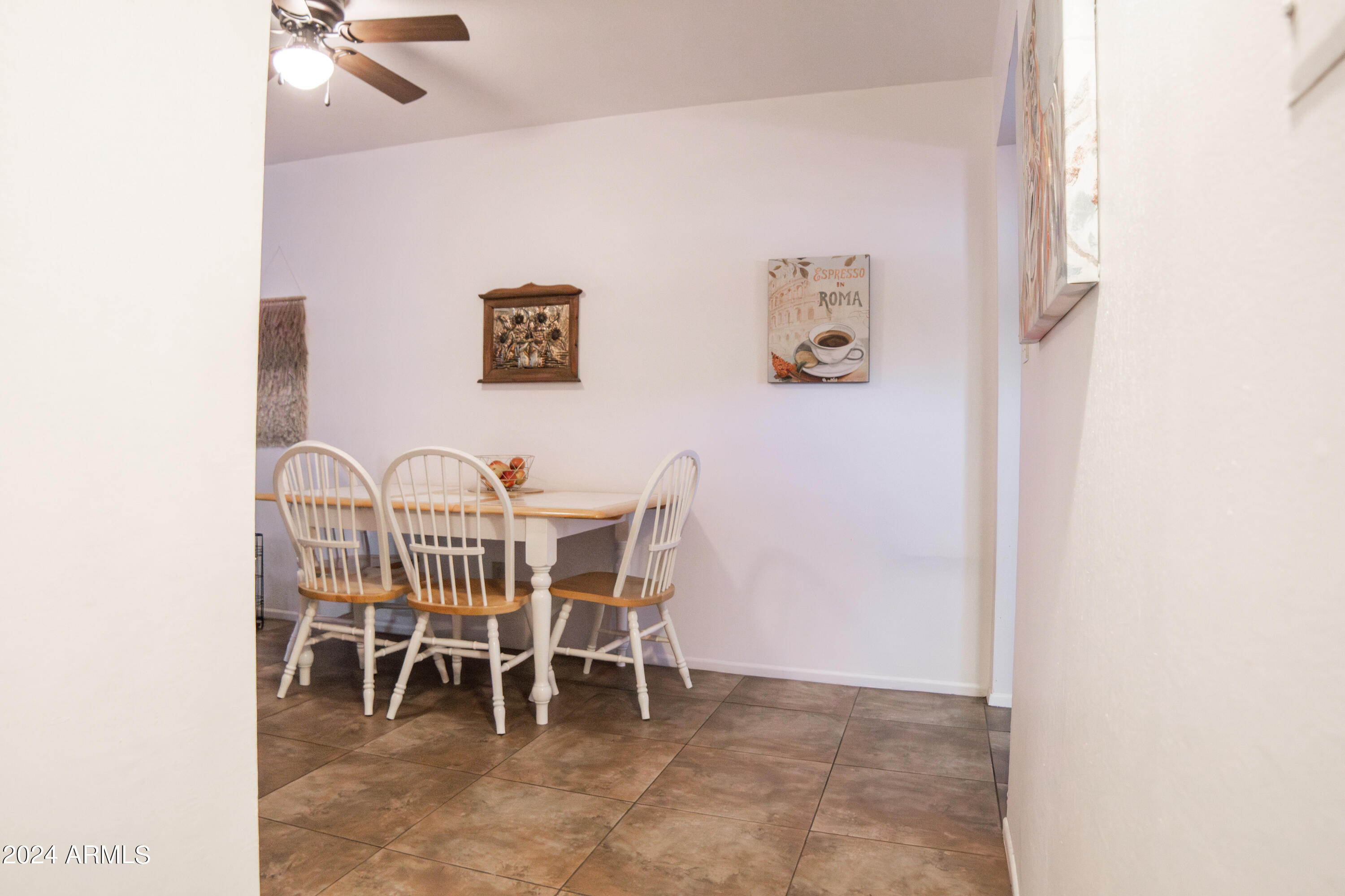 3301 E EARLL Drive, 128