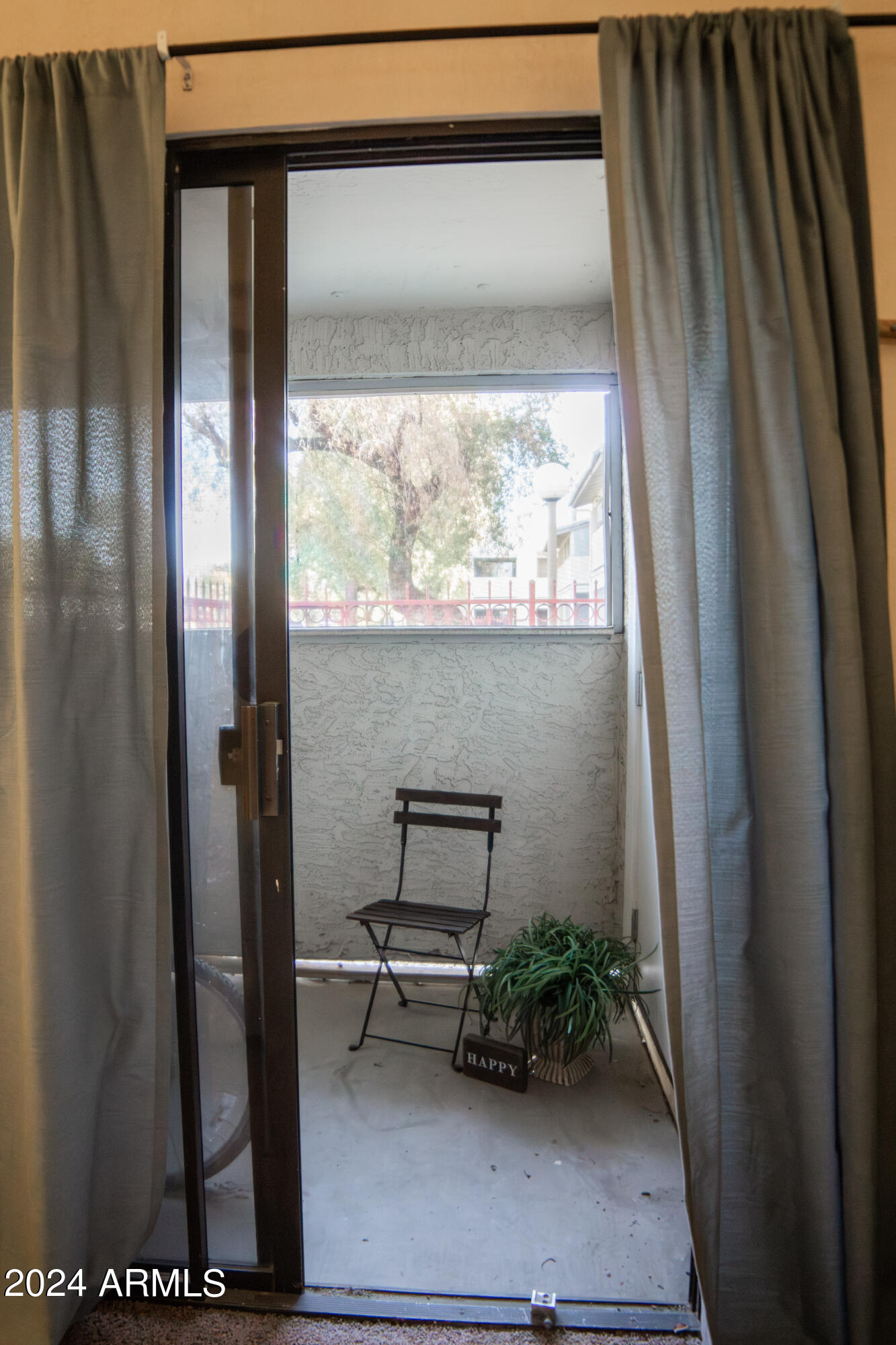 3301 E EARLL Drive, 128