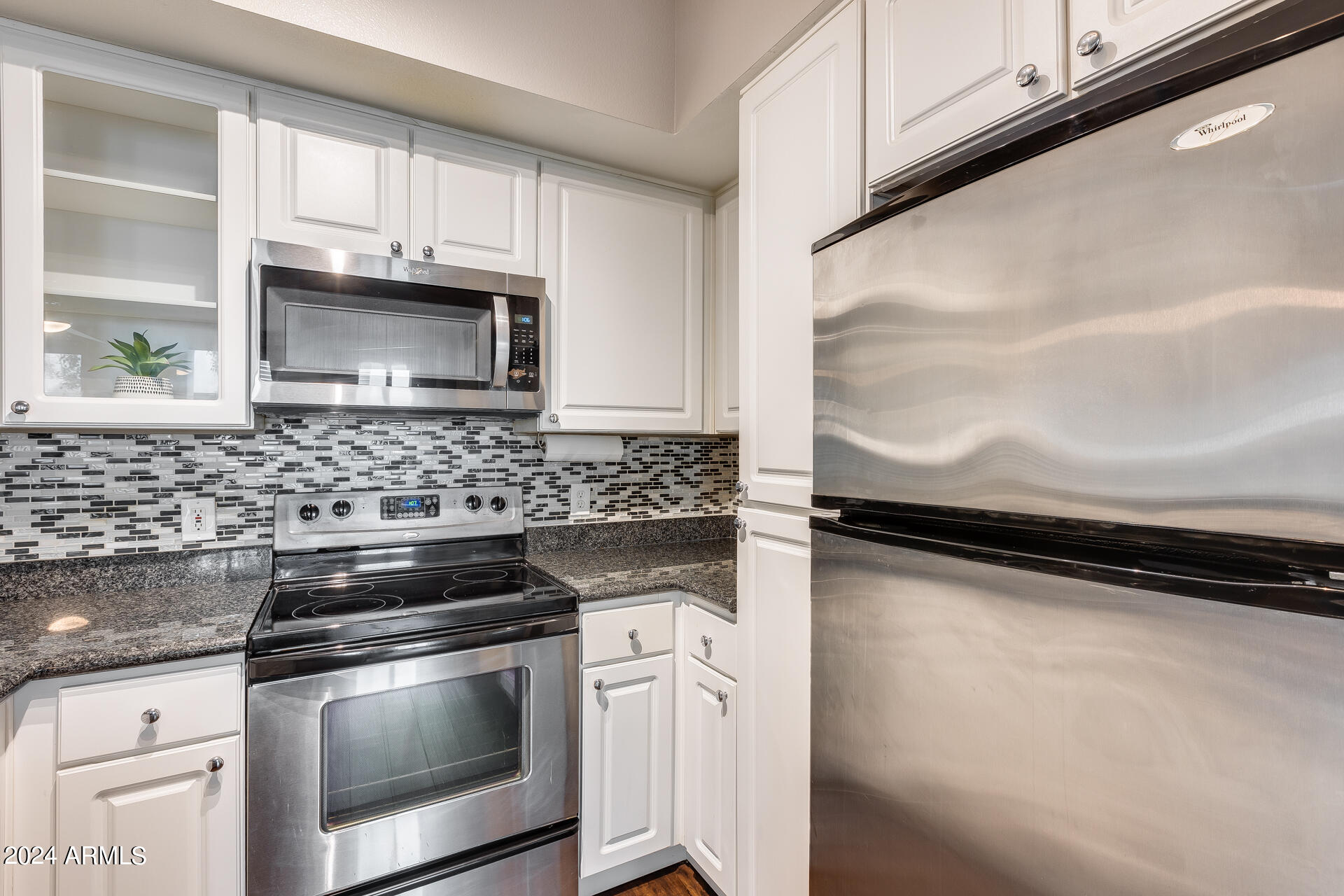 3633 N 3RD Avenue, 1027