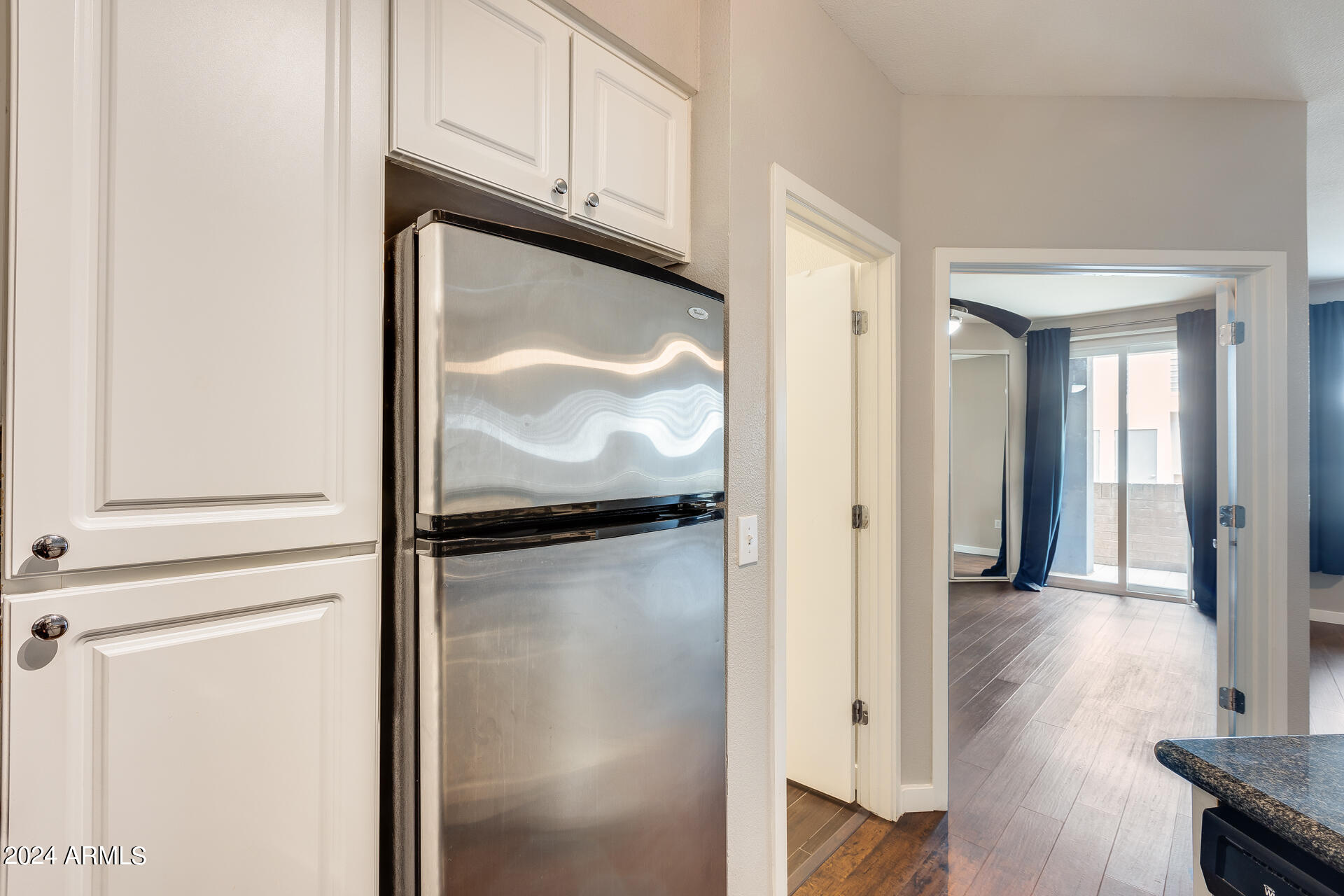 3633 N 3RD Avenue, 1027