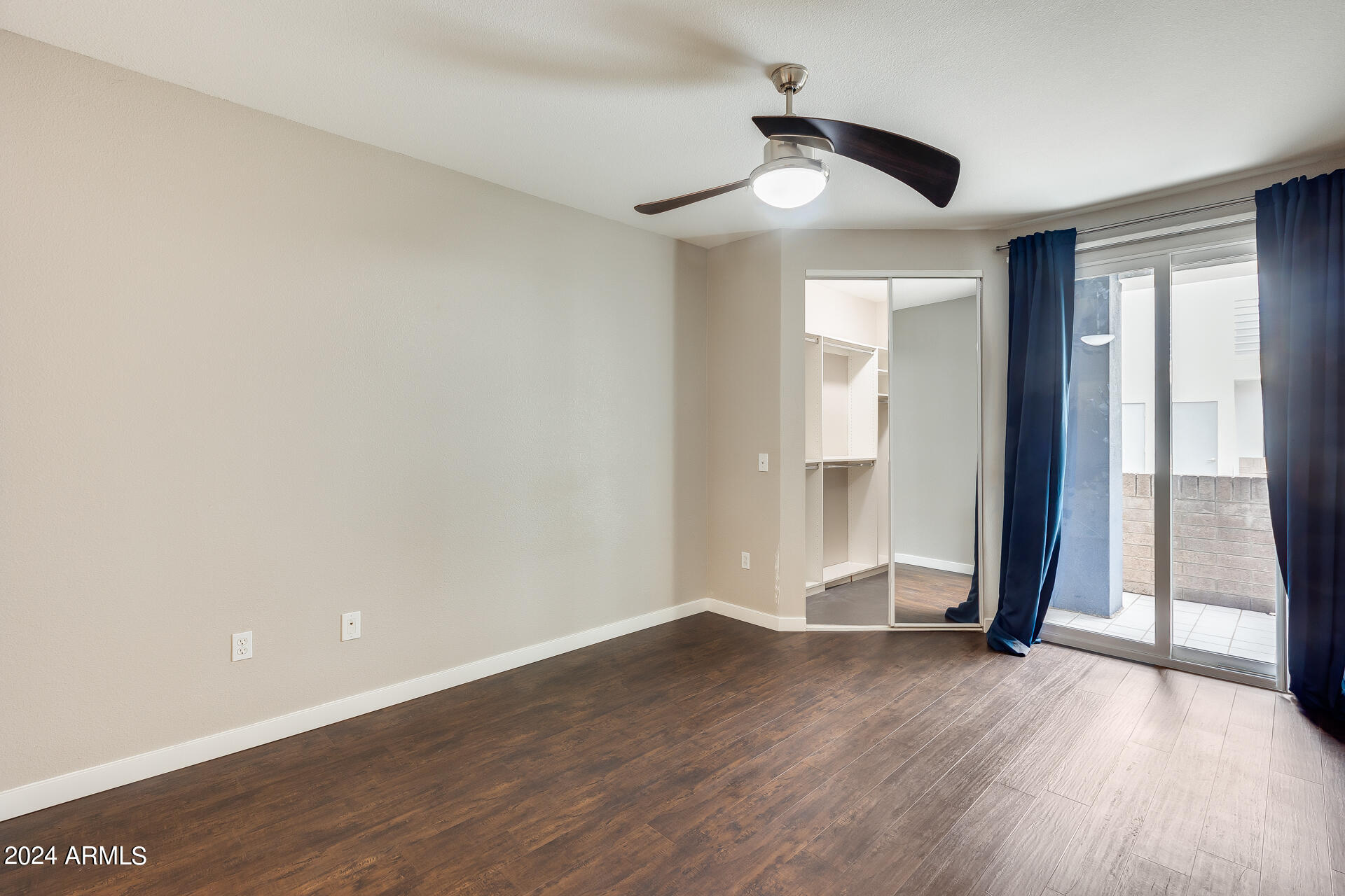 3633 N 3RD Avenue, 1027