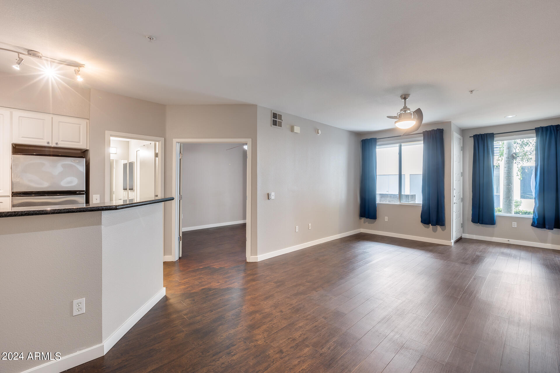 3633 N 3RD Avenue, 1027