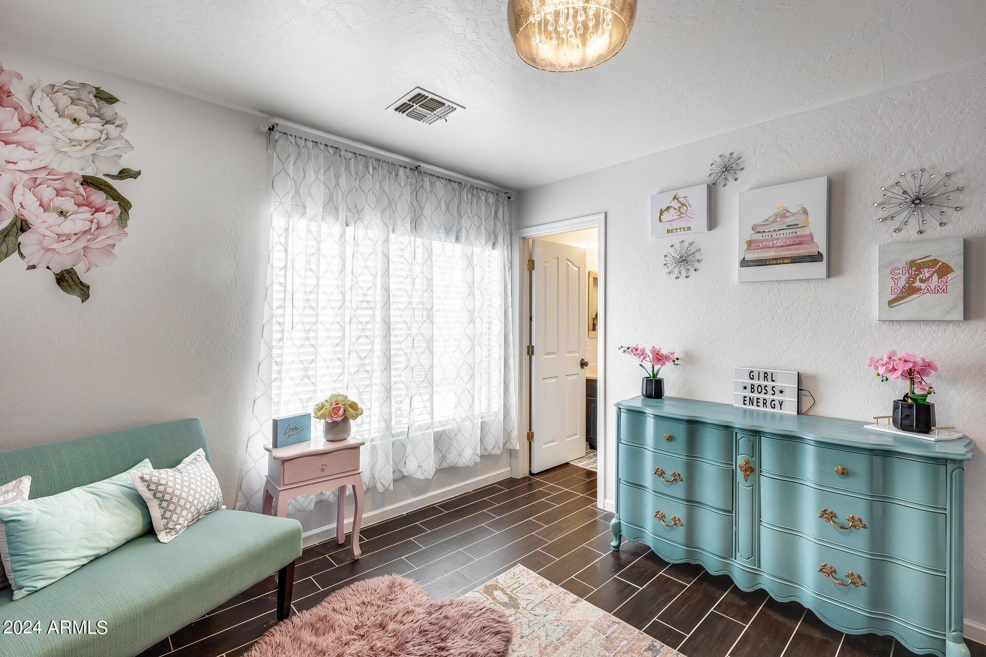 15437 W CHRISTY Drive