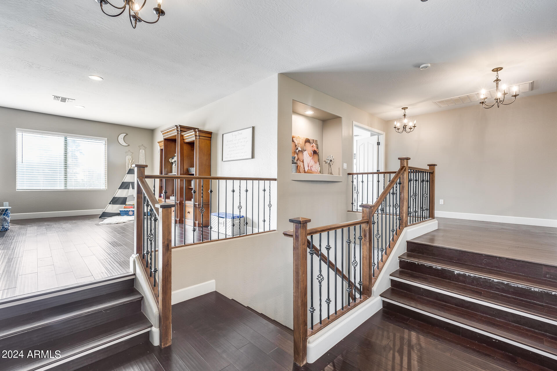 15437 W CHRISTY Drive