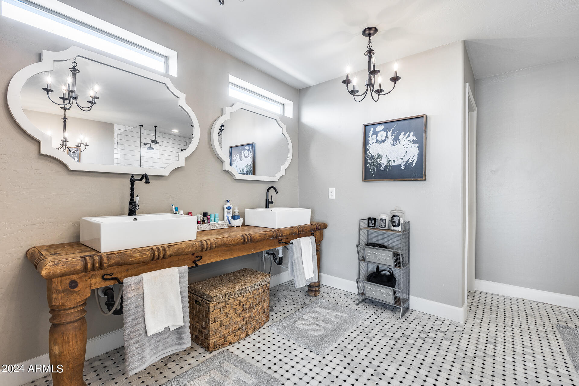 15437 W CHRISTY Drive