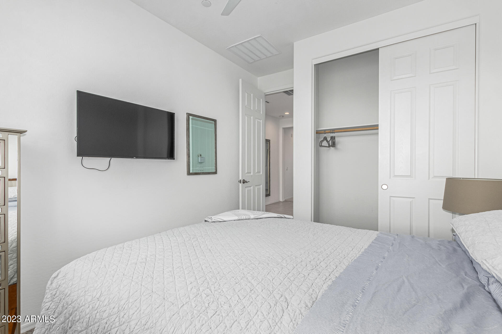 13206 W RED RANGE Way