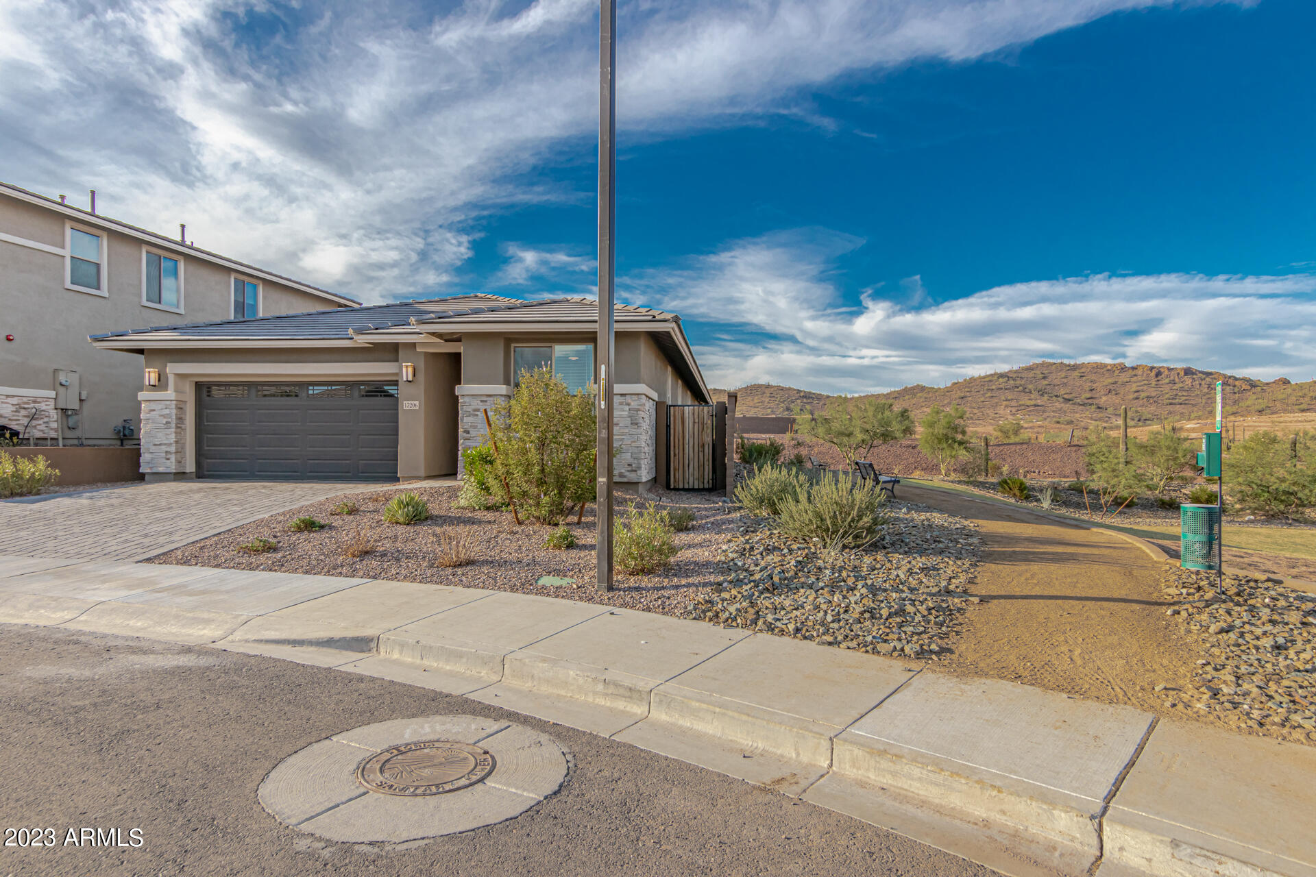 13206 W RED RANGE Way