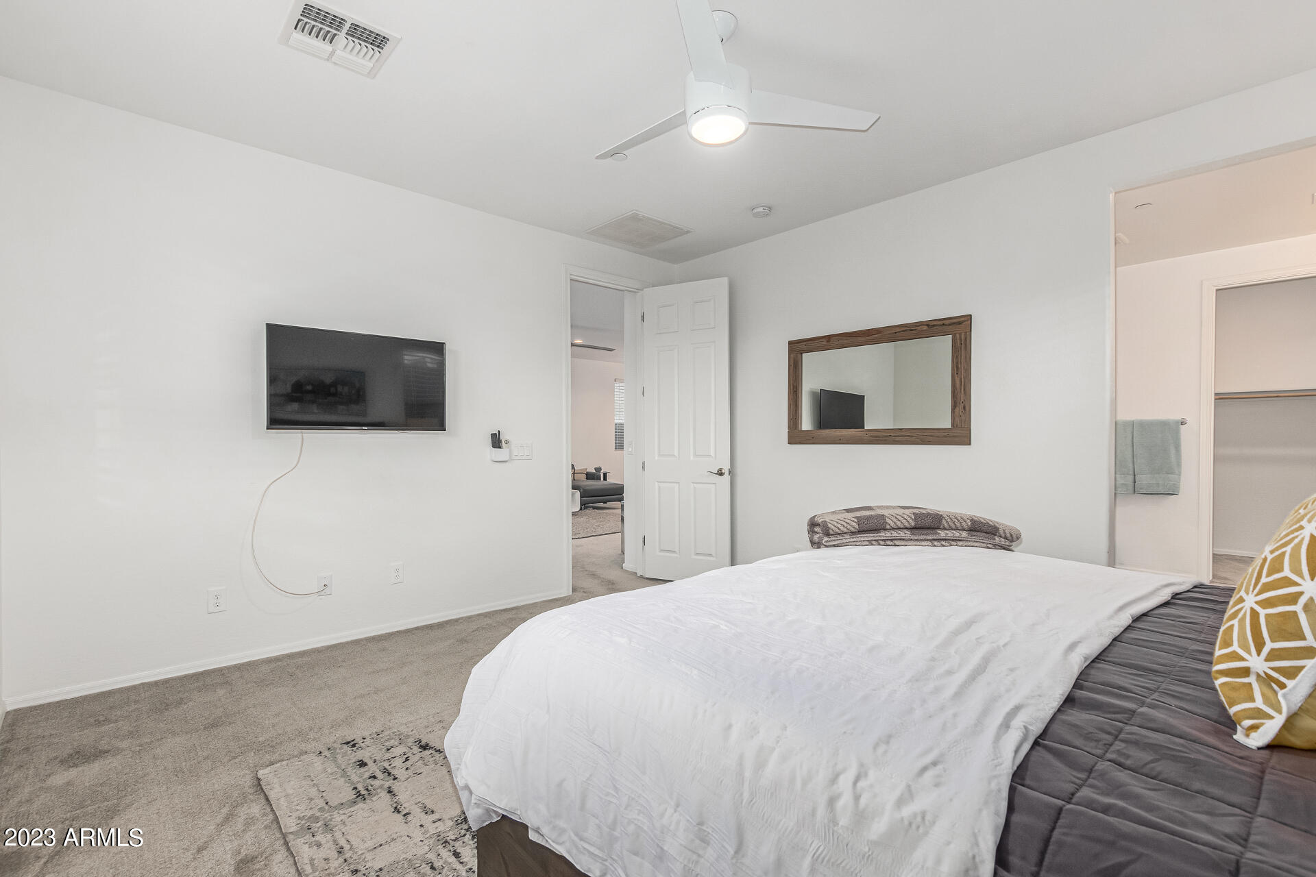 13206 W RED RANGE Way