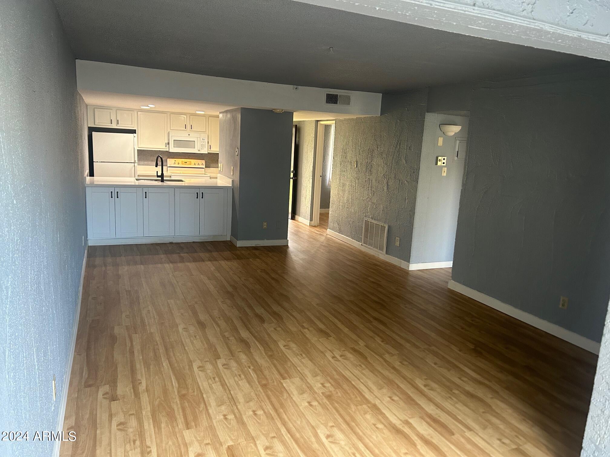 3313 N 68th Street, 132