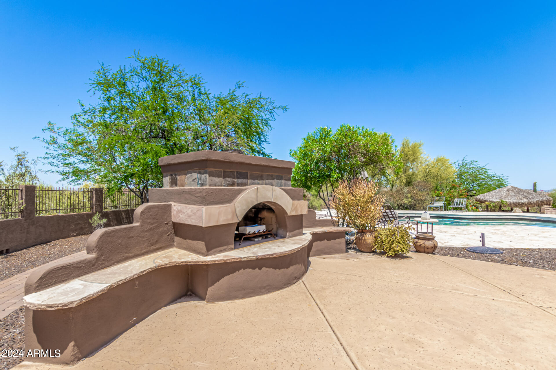 9186 S SAN PABLO Drive