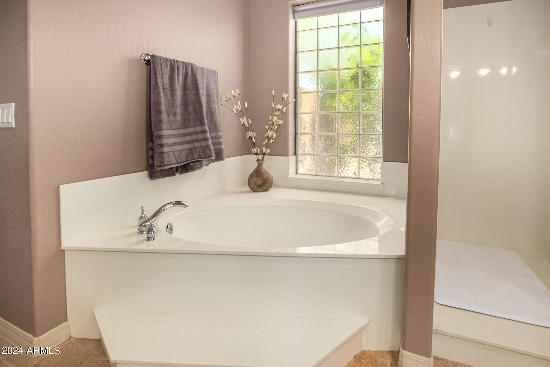 9186 S SAN PABLO Drive