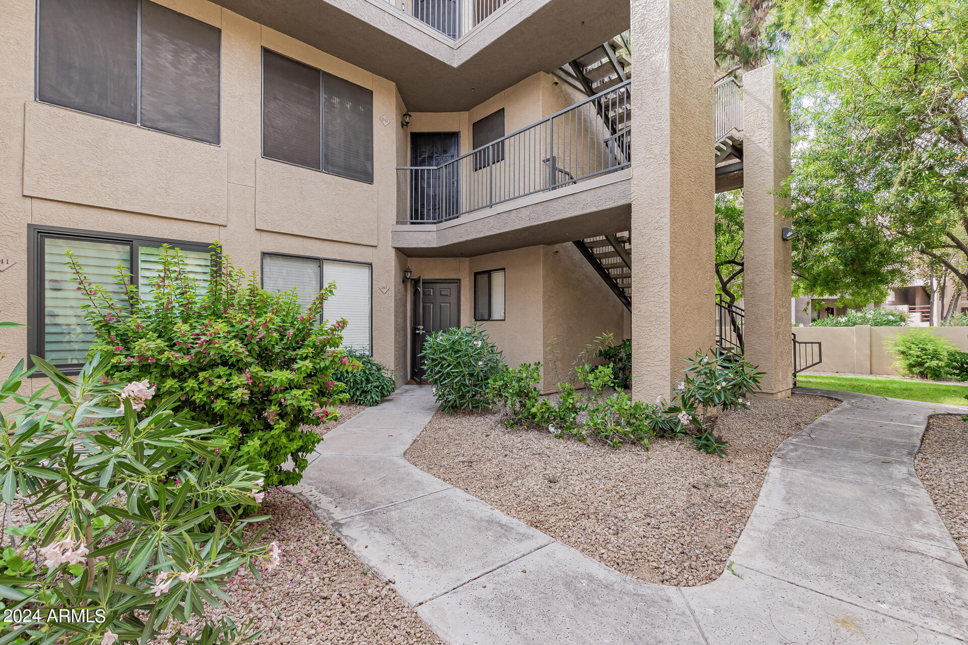 4925 E DESERT COVE Avenue, 242