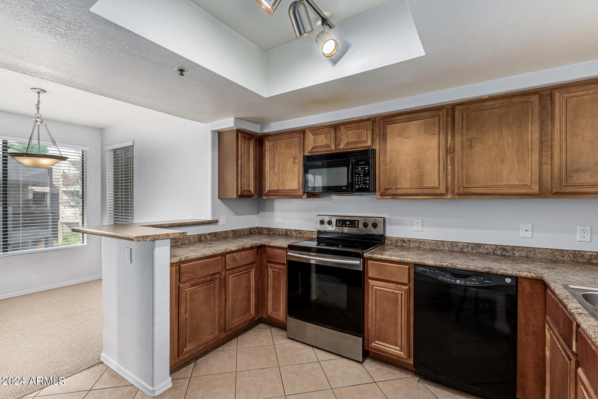 4925 E DESERT COVE Avenue, 242