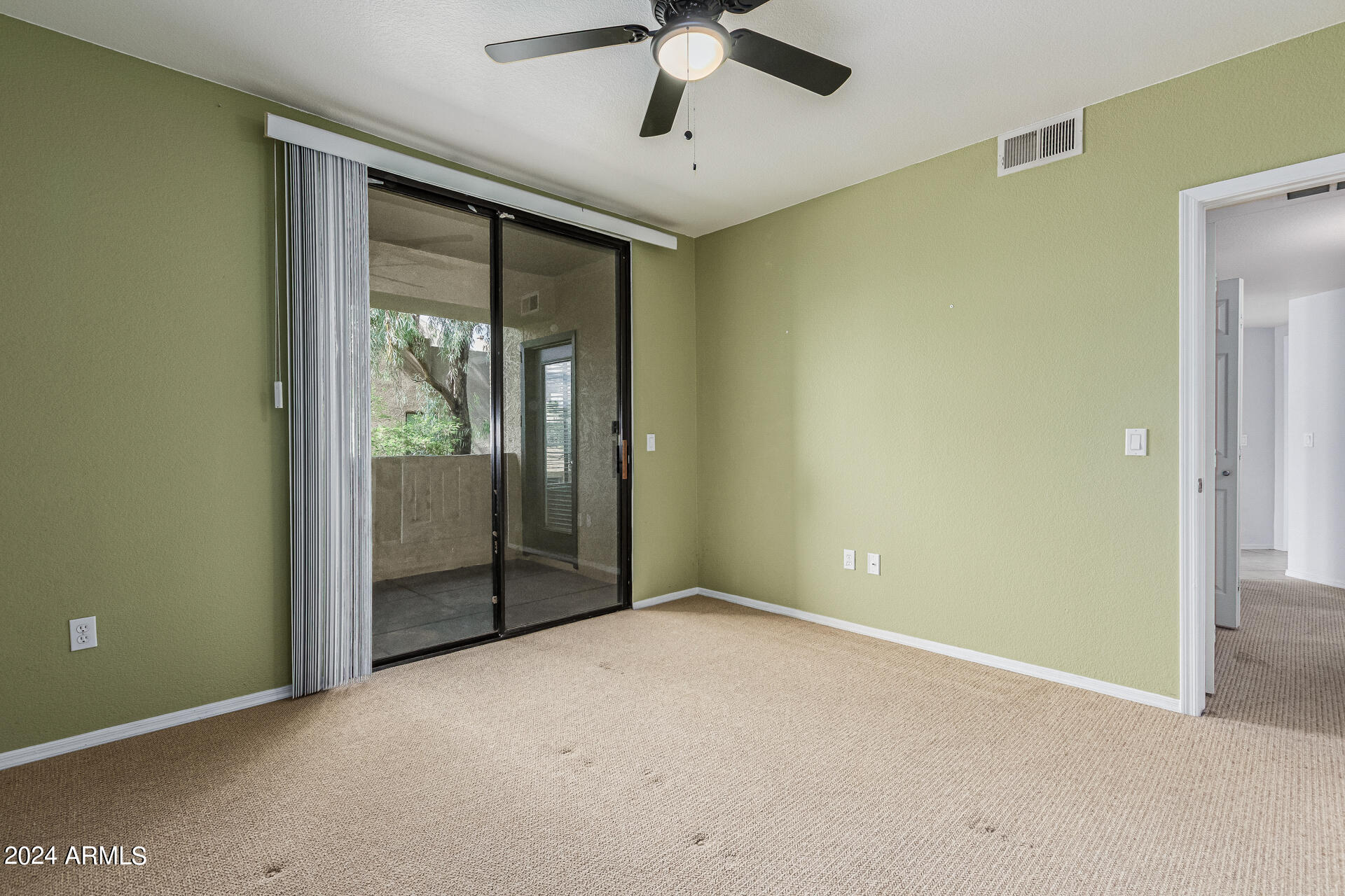 4925 E DESERT COVE Avenue, 242