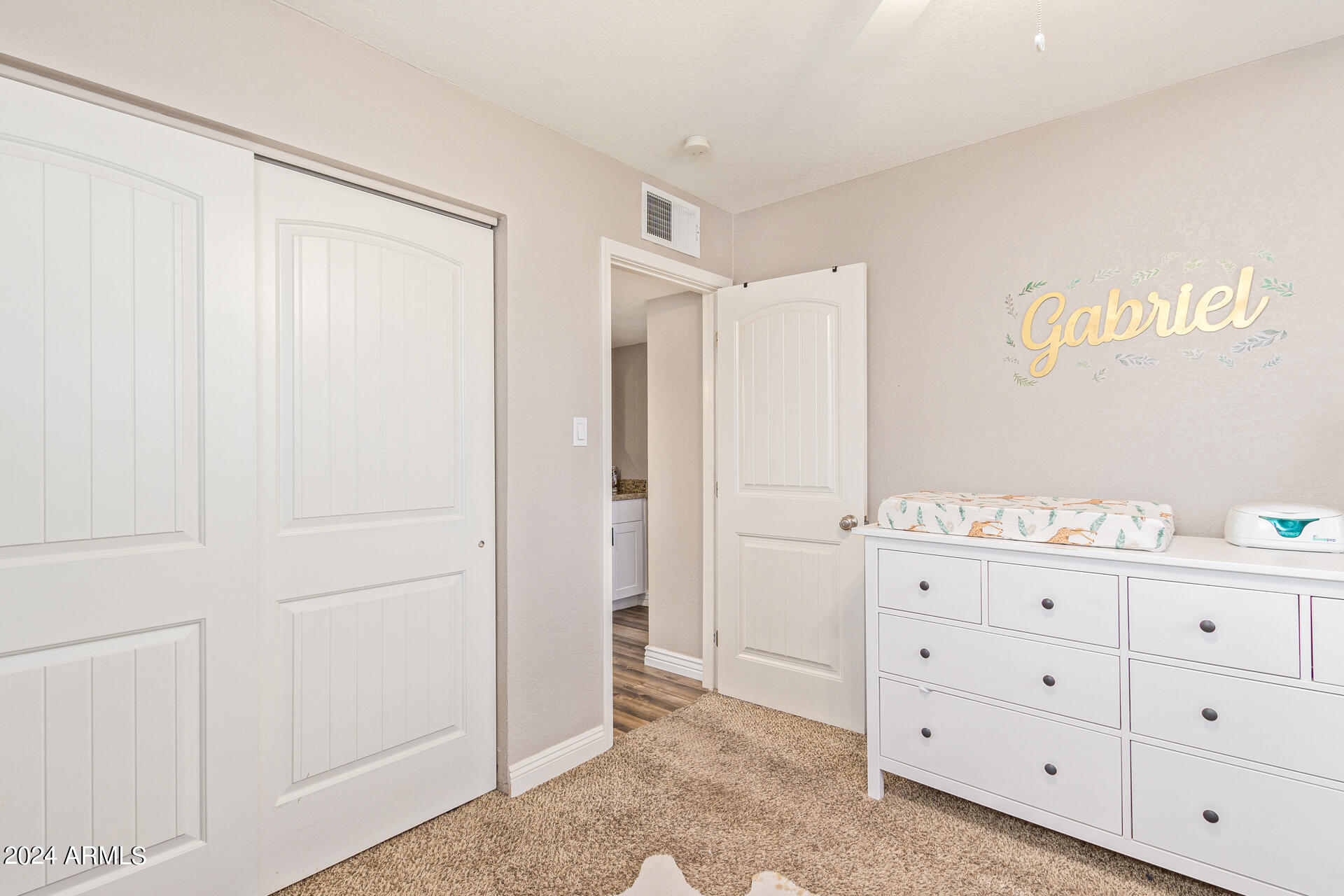 2007 W MONTEBELLO Avenue