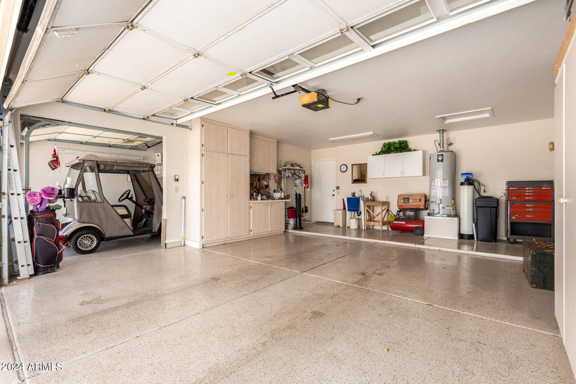 19831 N WHITE ROCK Drive