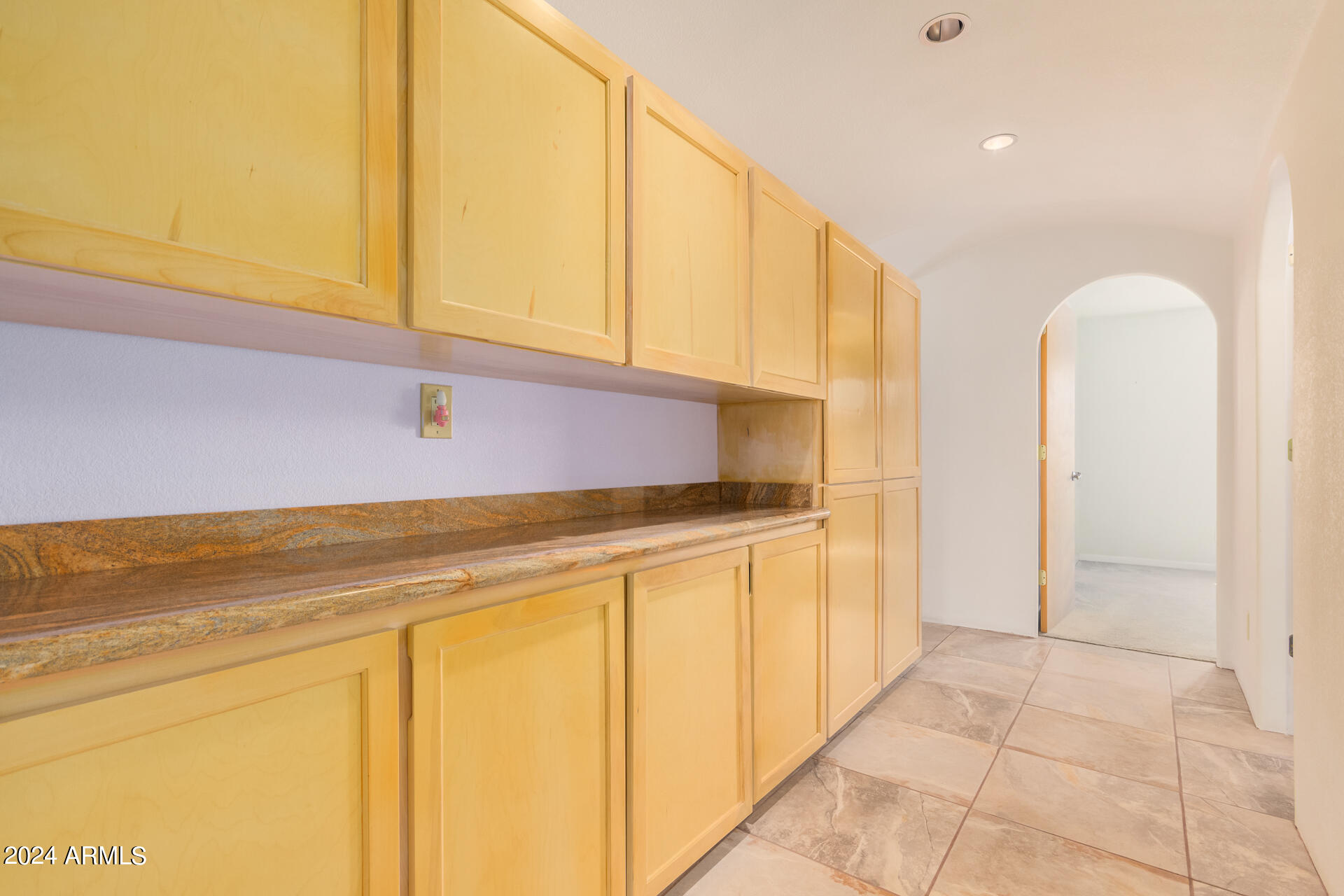 4242 E TURNEY Avenue