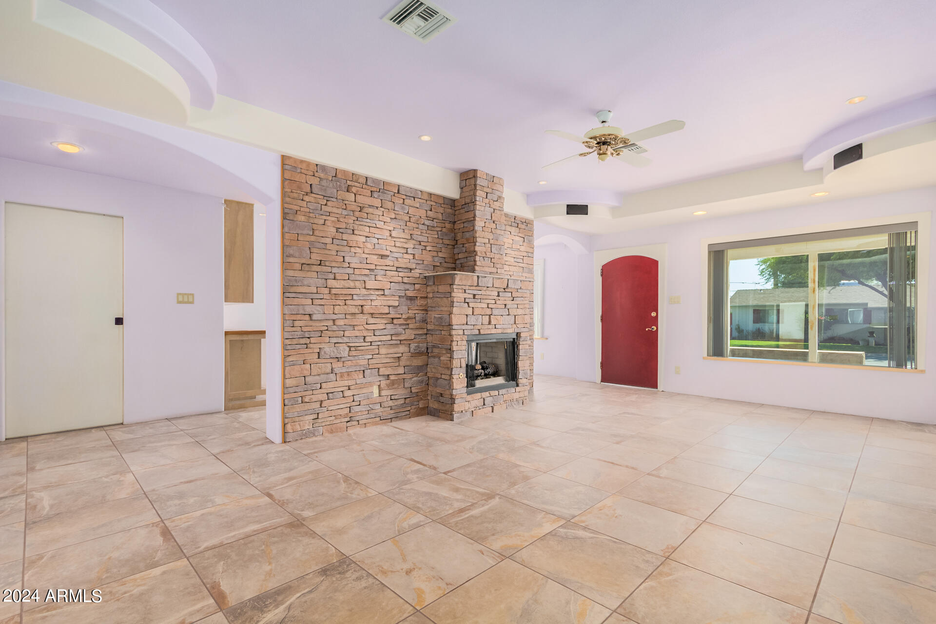 4242 E TURNEY Avenue