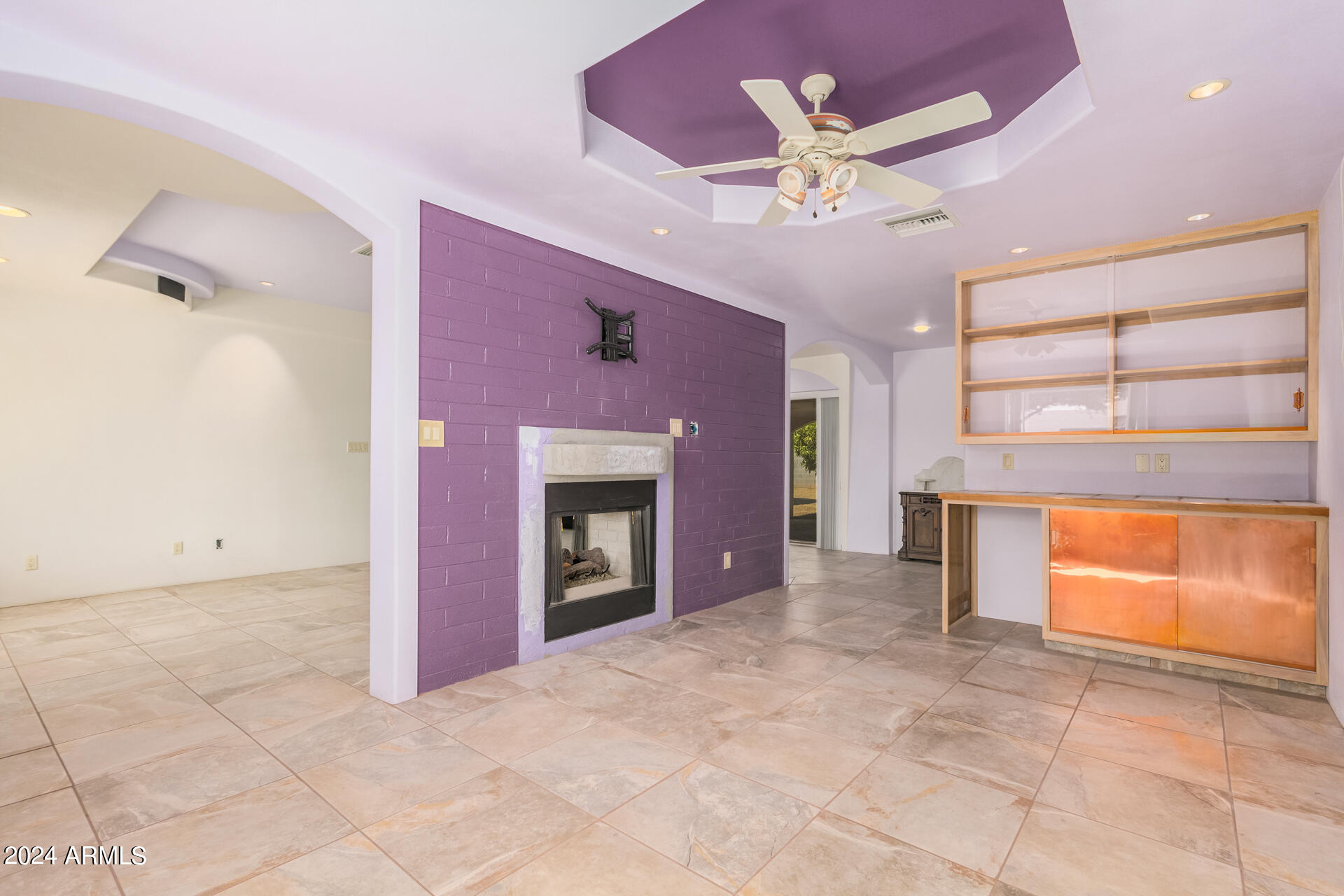 4242 E TURNEY Avenue