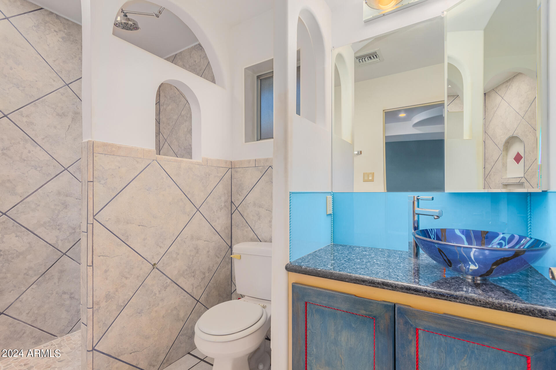 4242 E TURNEY Avenue