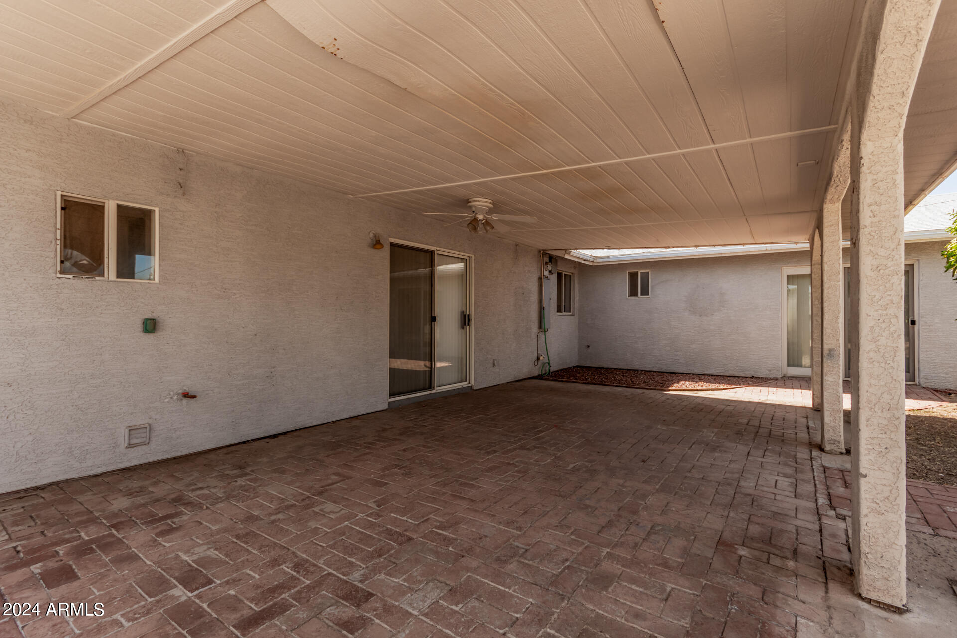 4242 E TURNEY Avenue