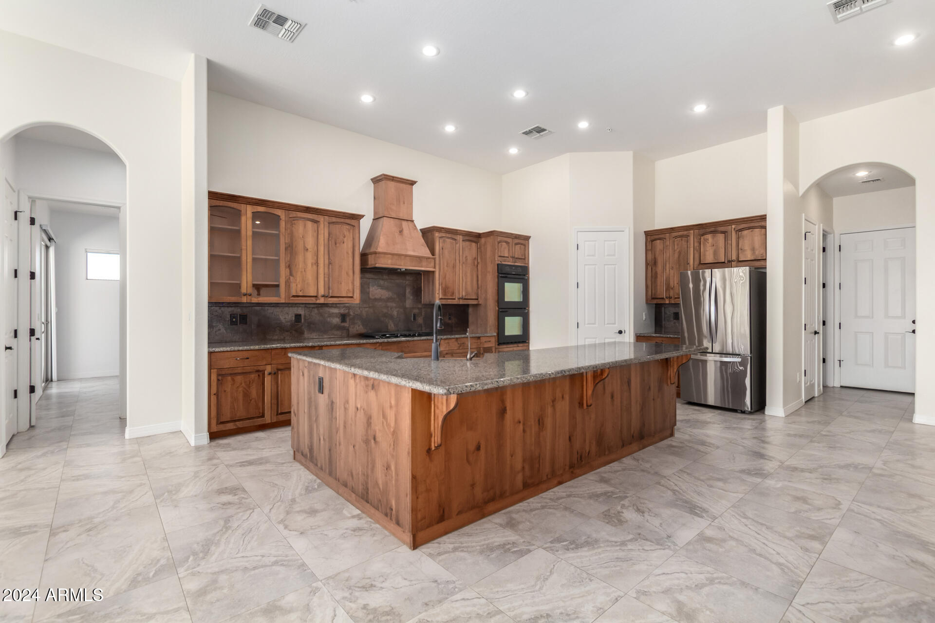 16217 W SKINNER Road