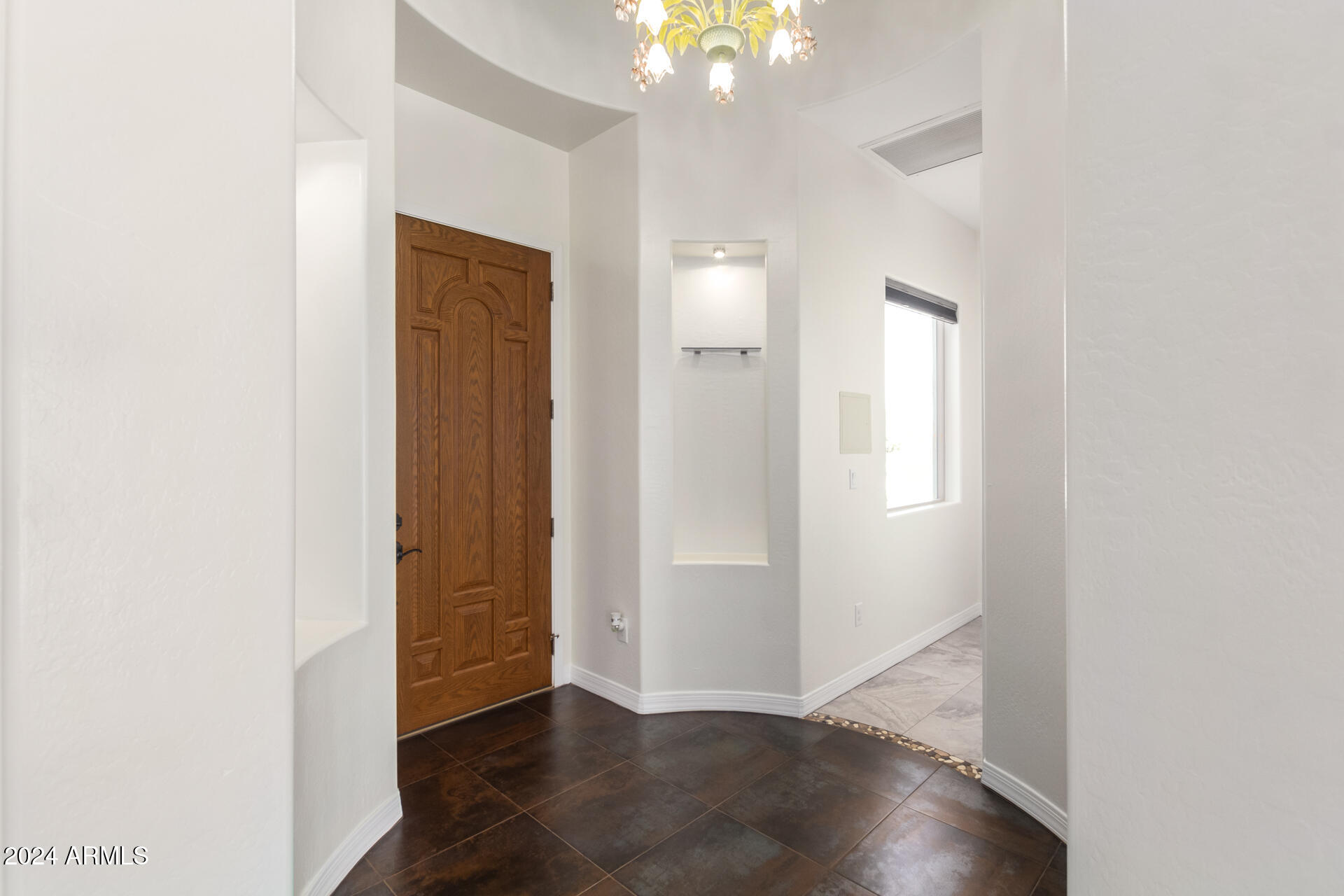 16217 W SKINNER Road