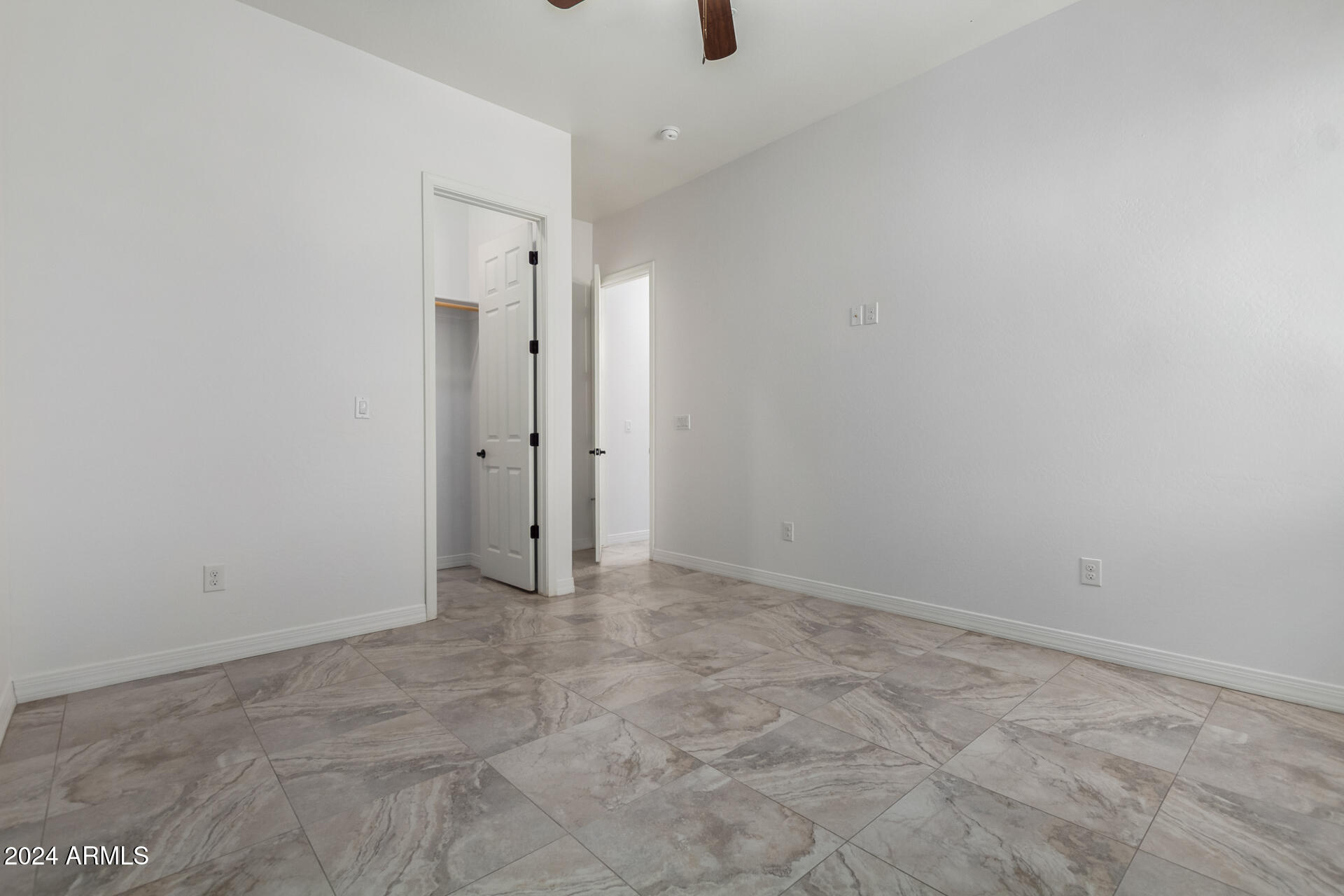 16217 W SKINNER Road