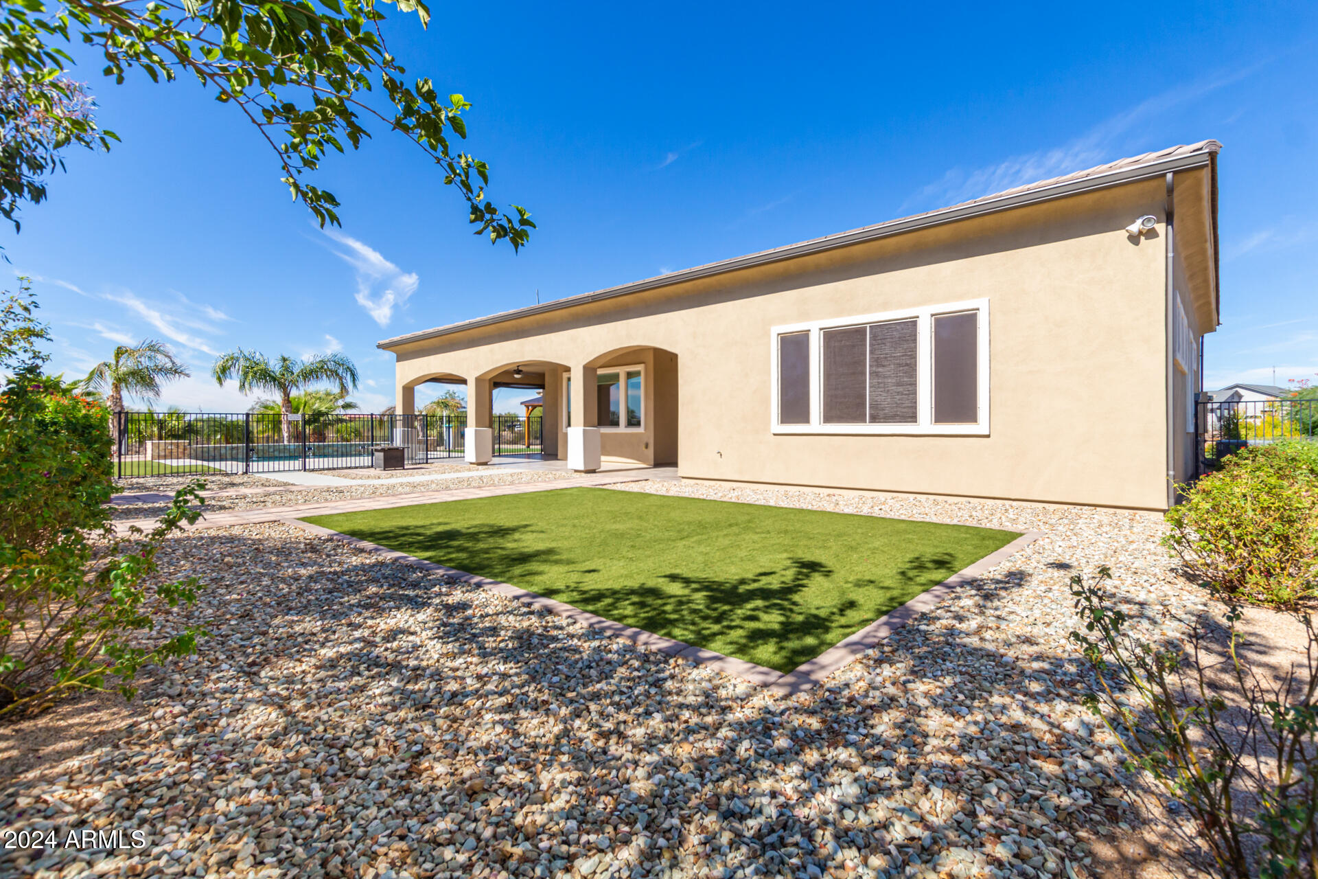 16217 W SKINNER Road