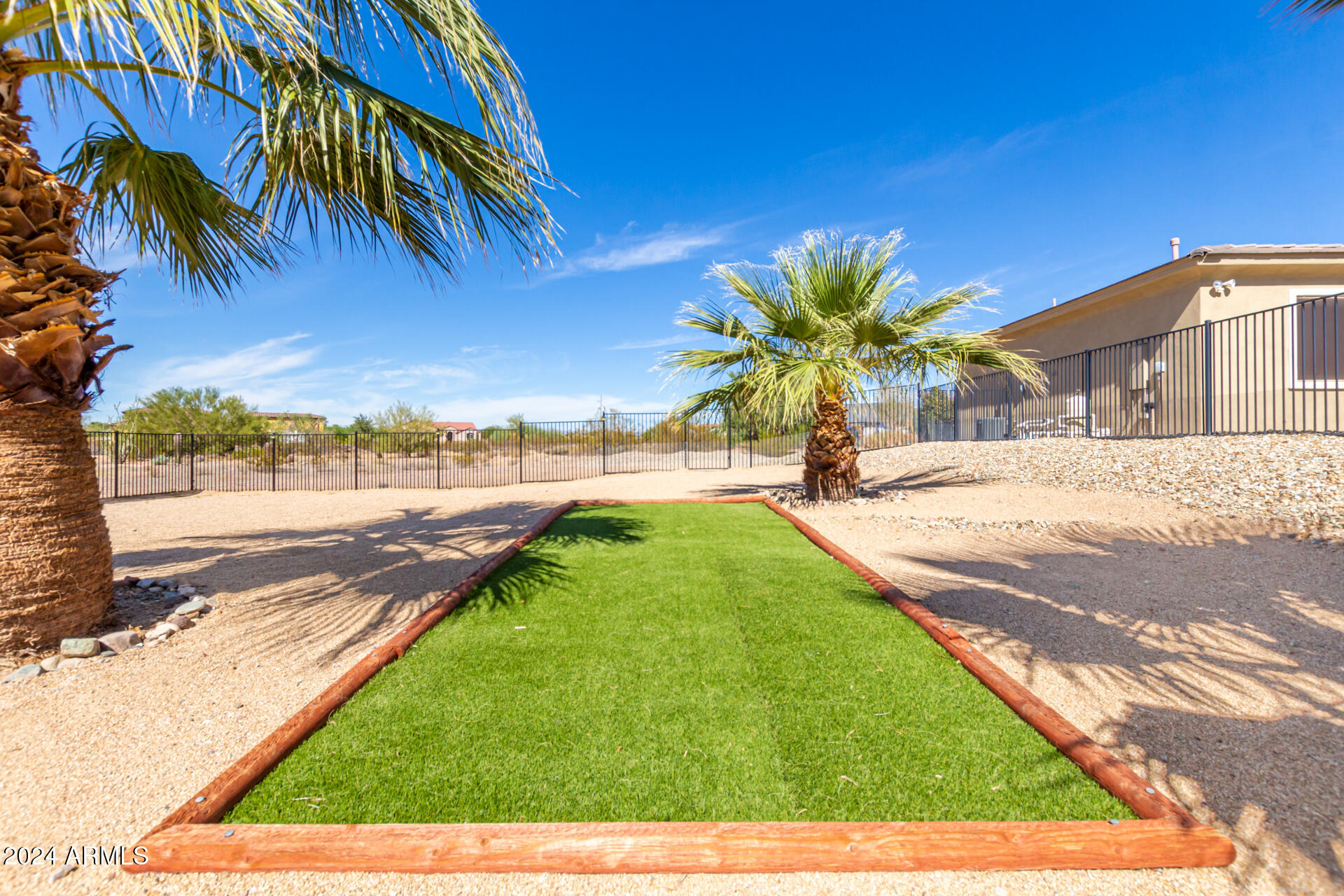 16217 W SKINNER Road