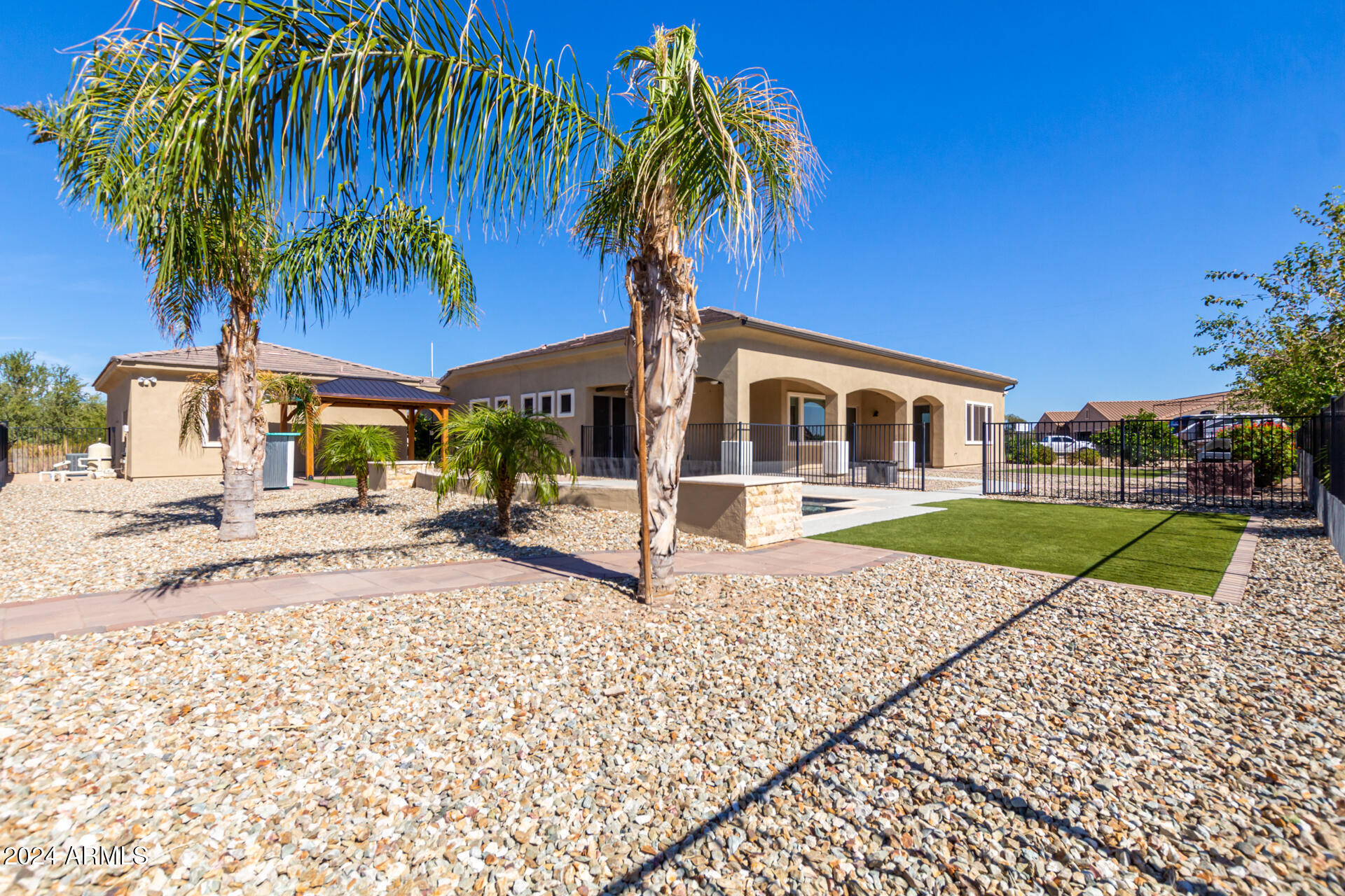 16217 W SKINNER Road