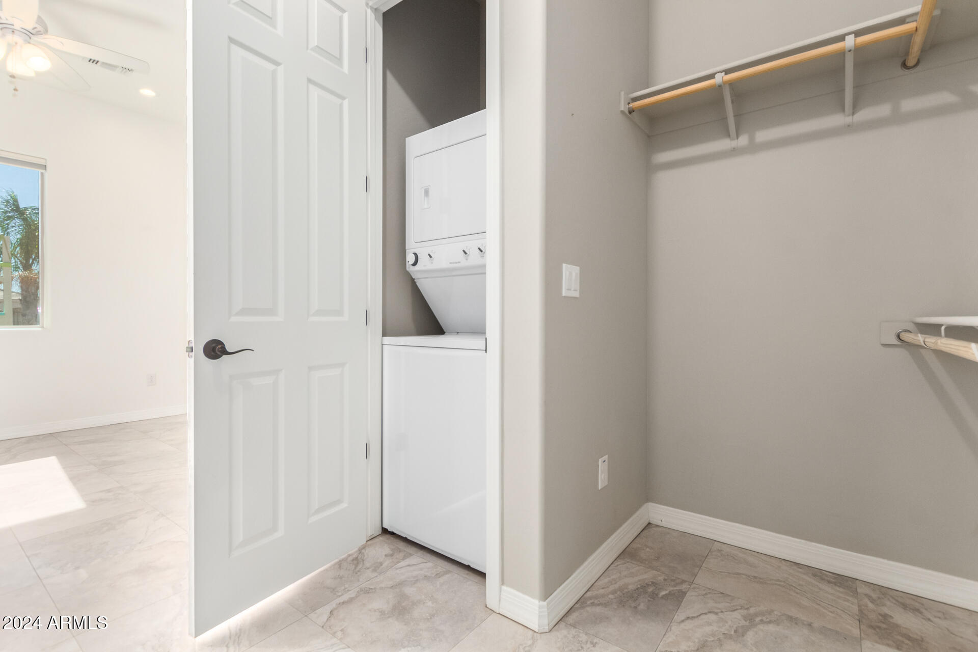 16217 W SKINNER Road