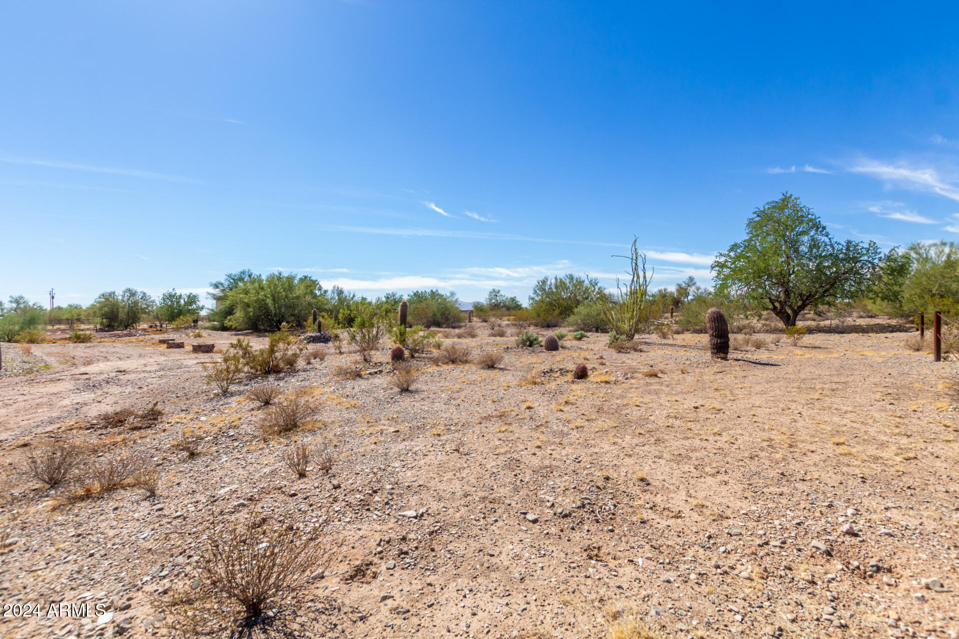 16217 W SKINNER Road