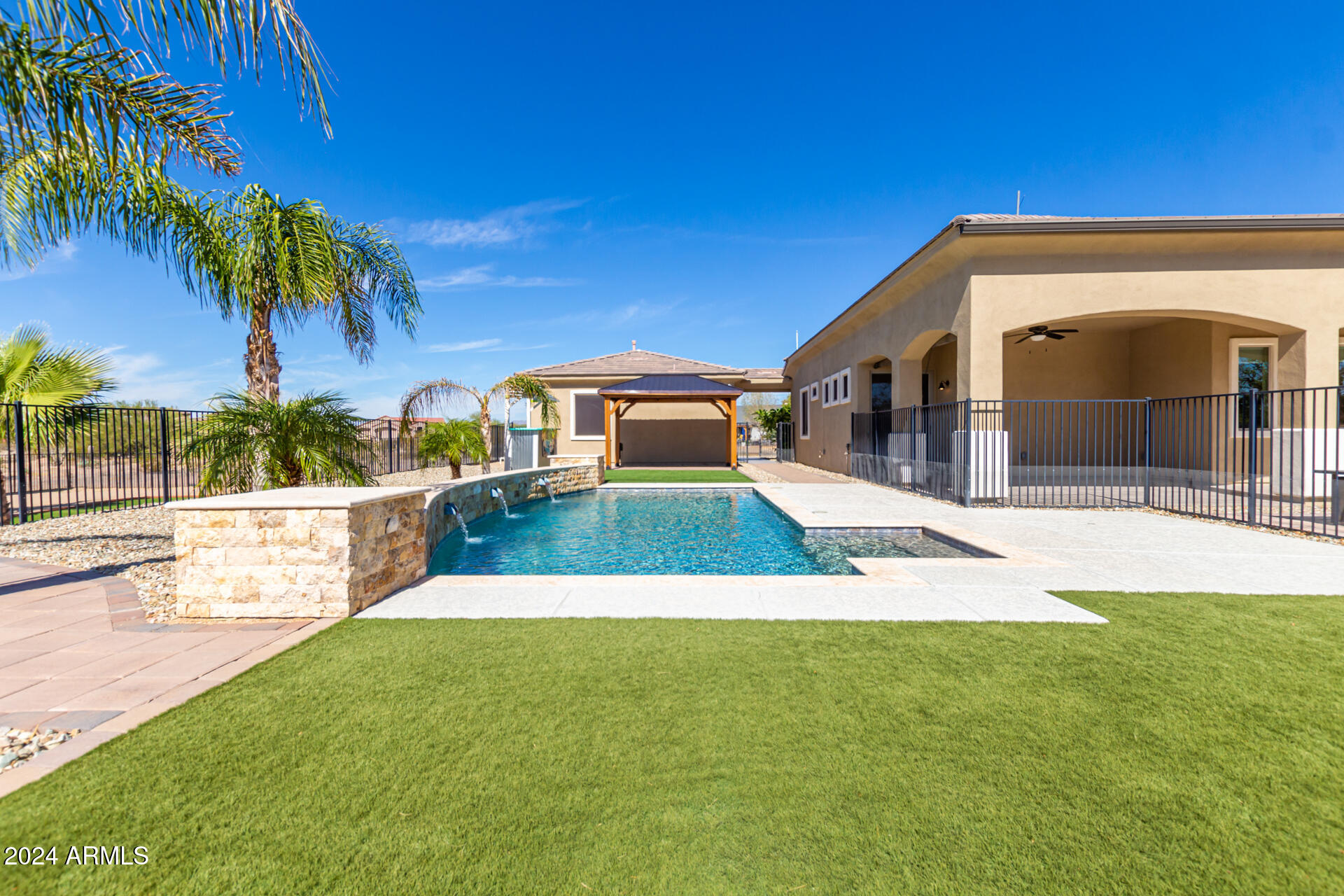 16217 W SKINNER Road