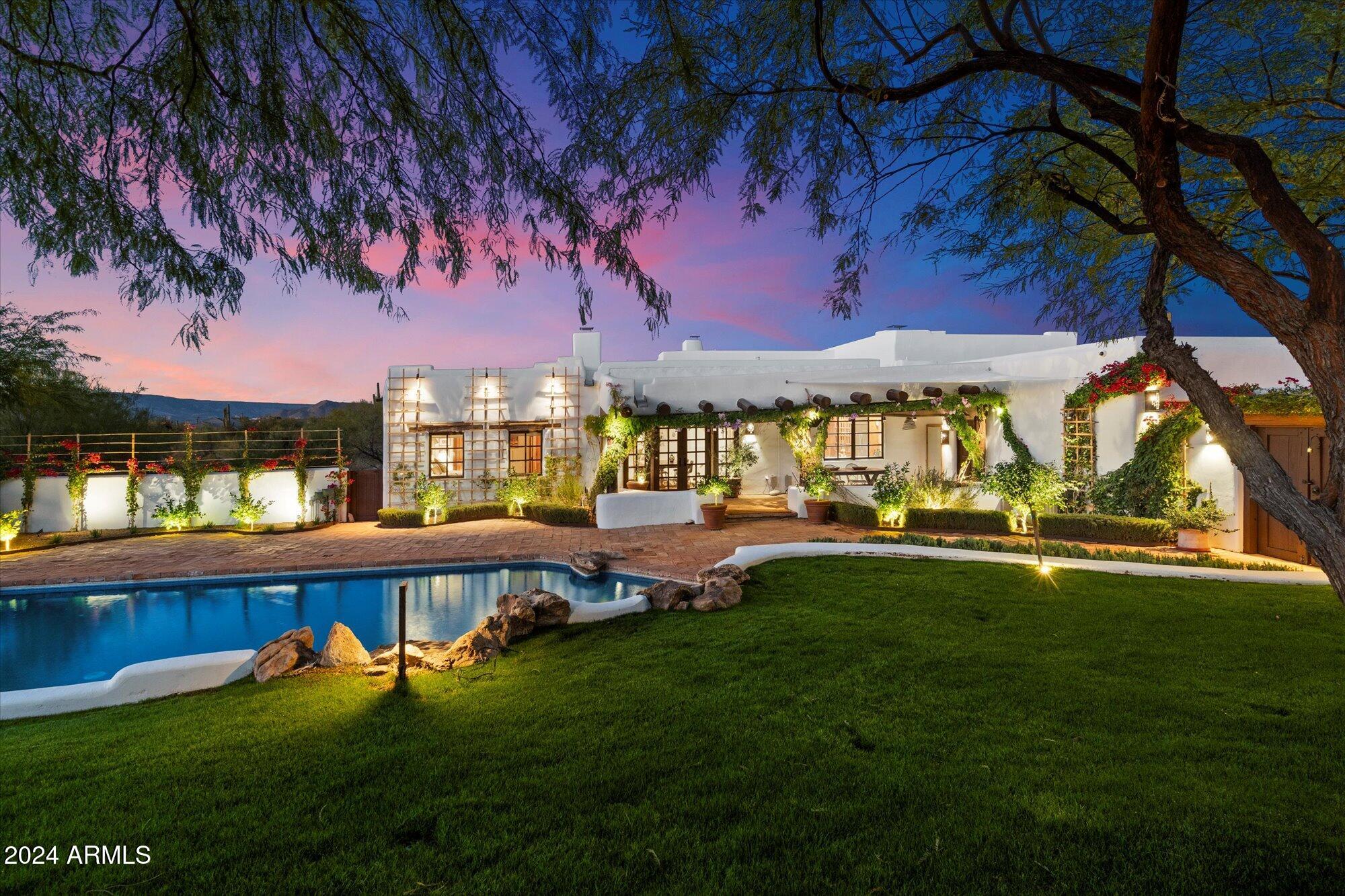 7614 E ROCKING CHAIR Road