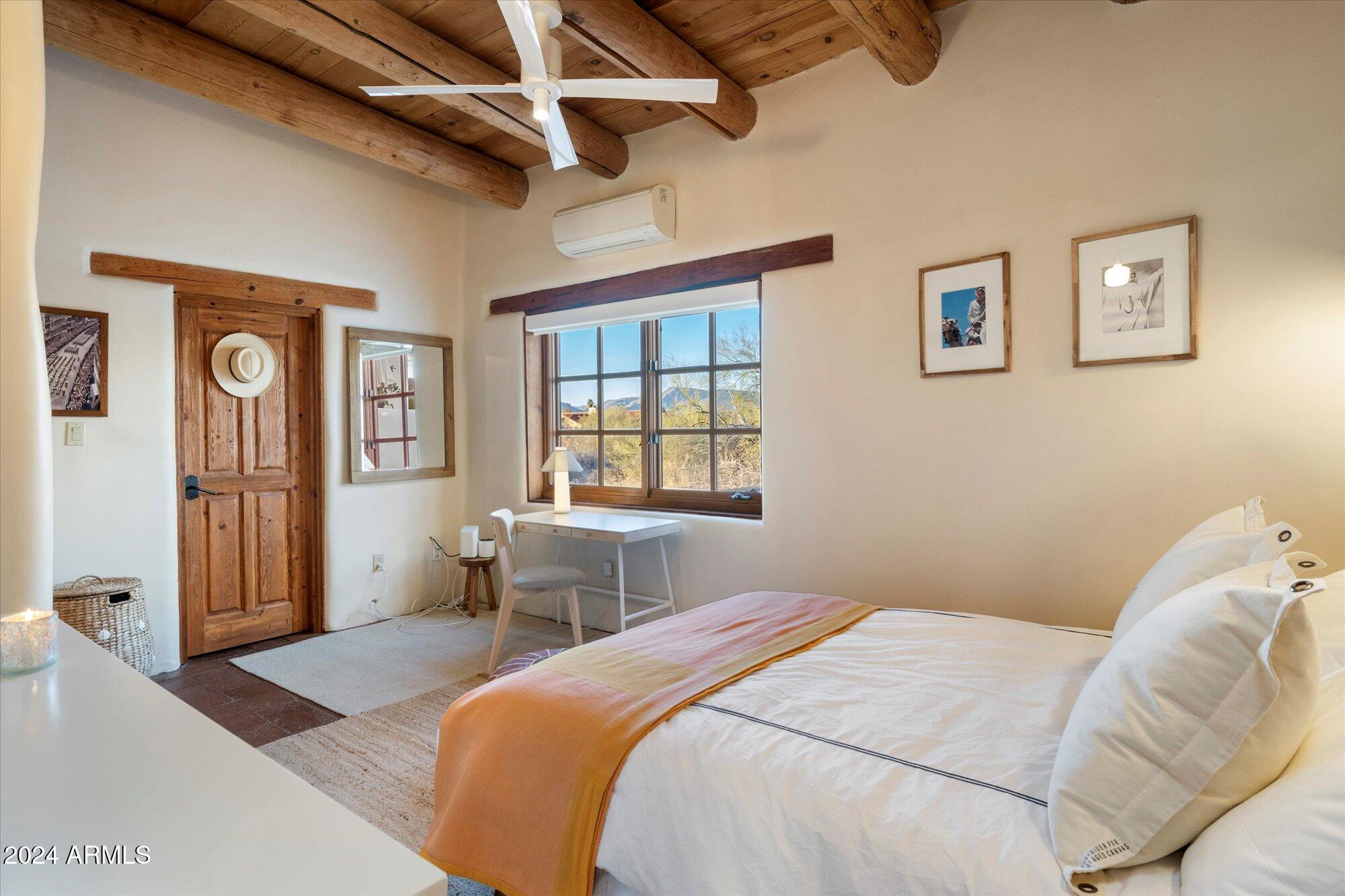 7614 E ROCKING CHAIR Road