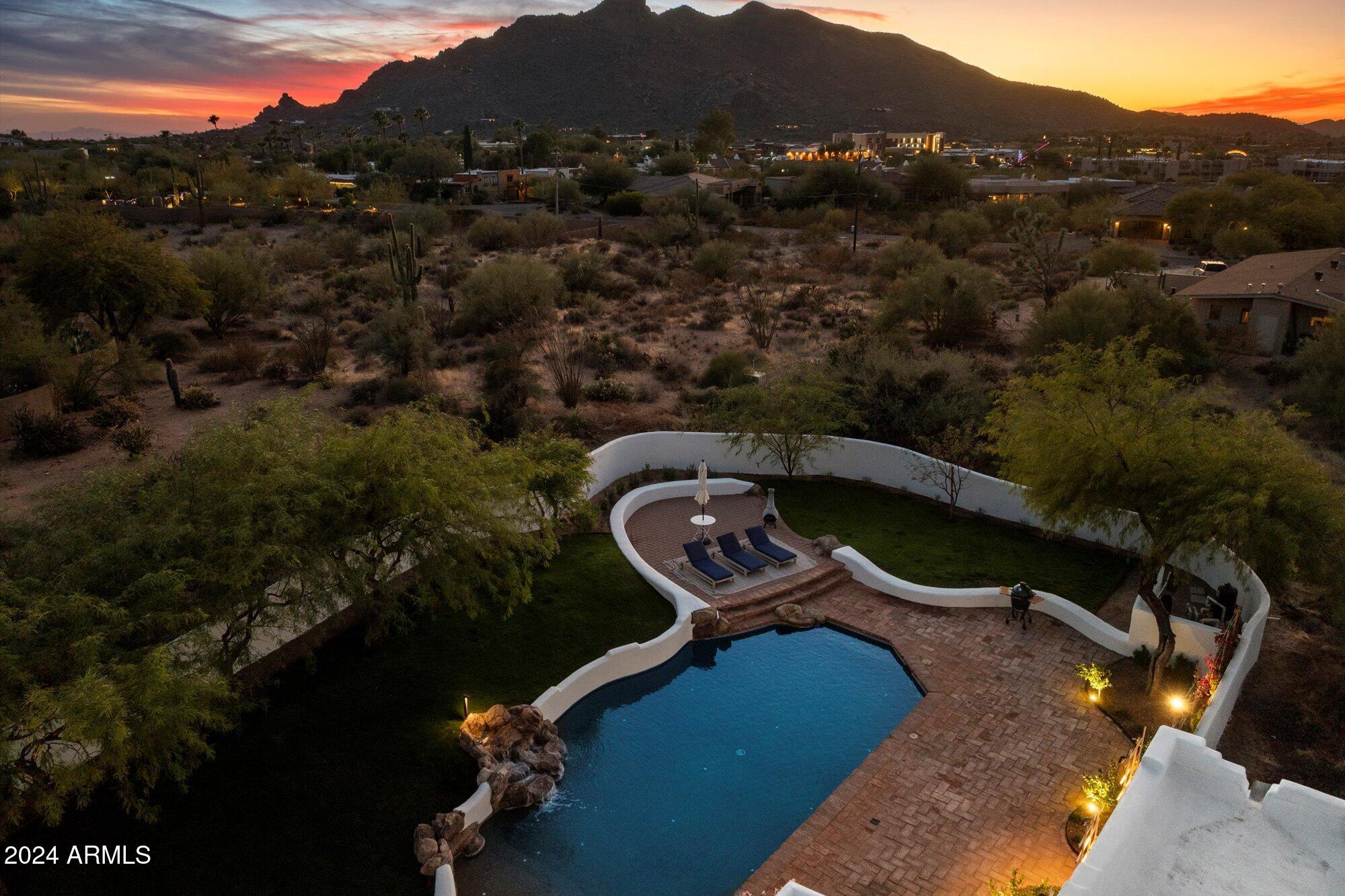 7614 E ROCKING CHAIR Road