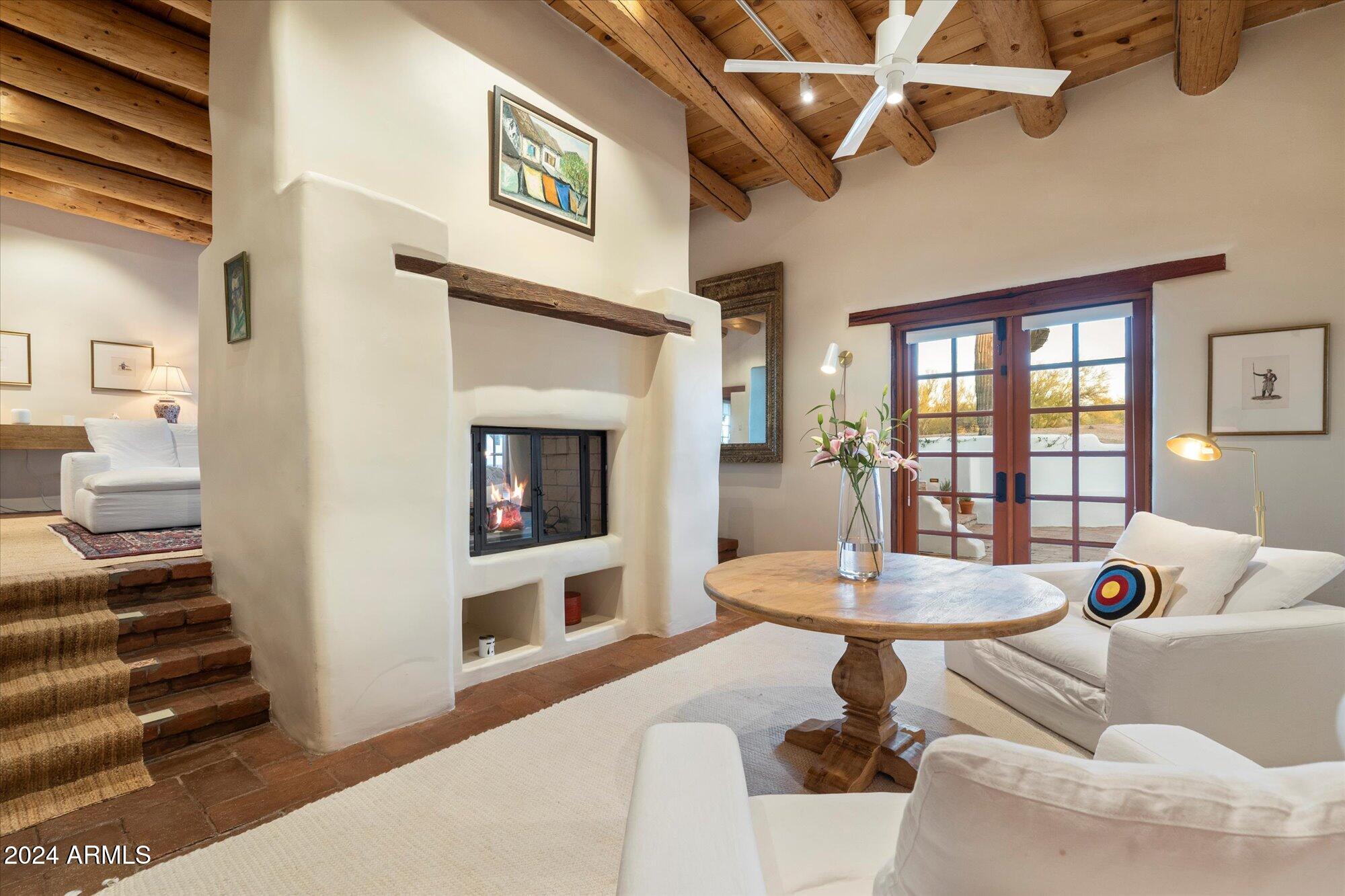 7614 E ROCKING CHAIR Road