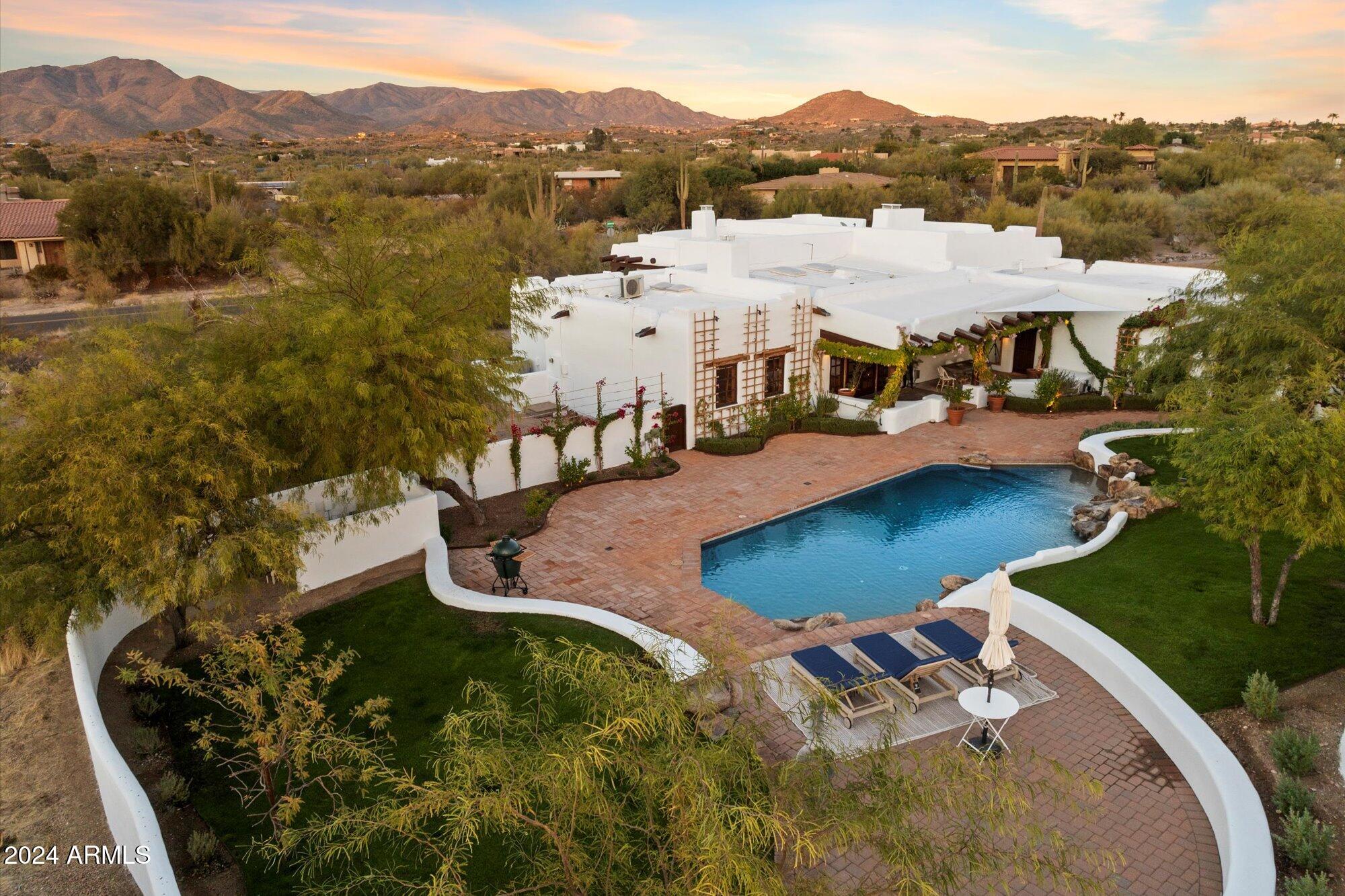 7614 E ROCKING CHAIR Road